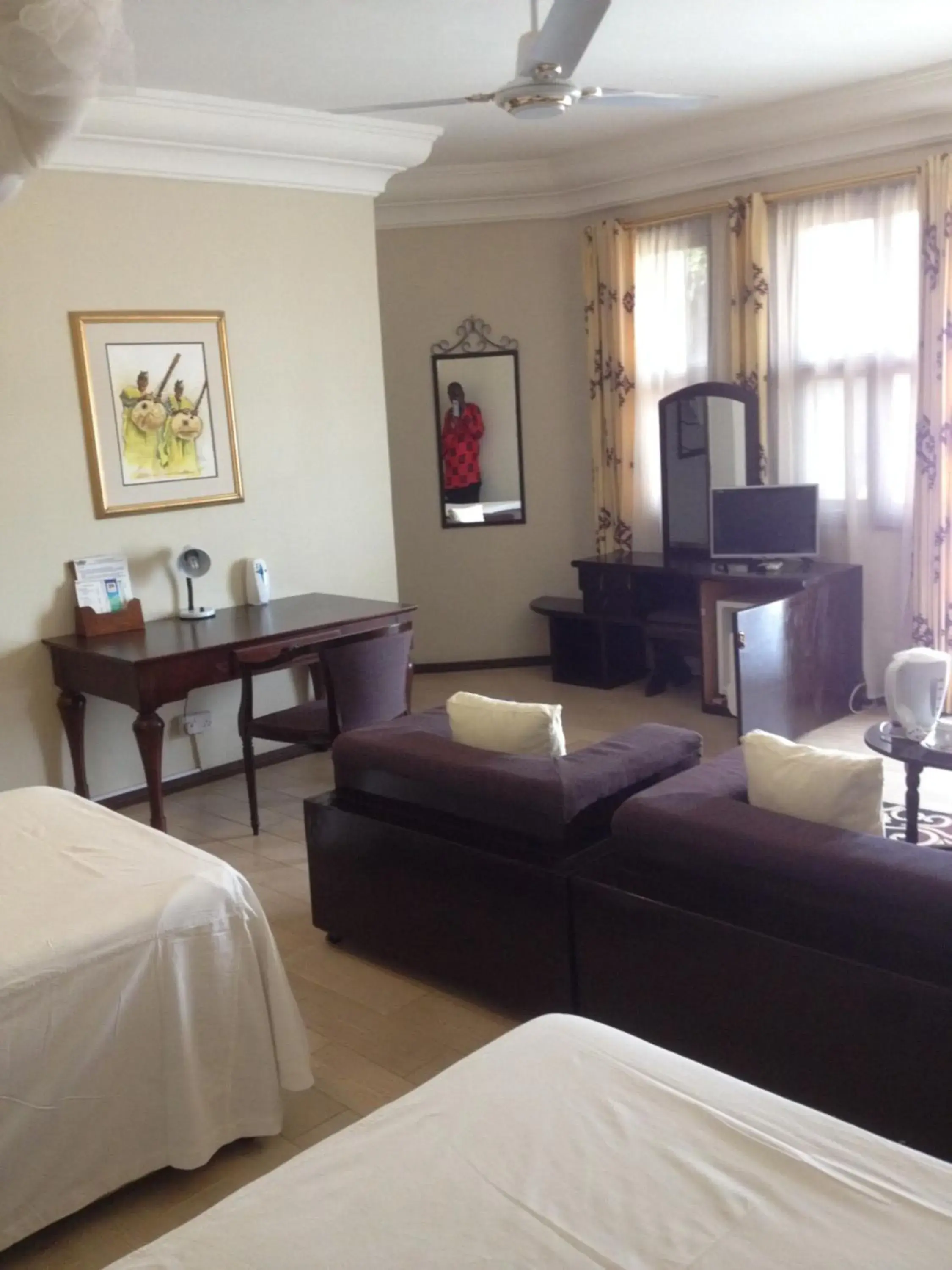 TV and multimedia, Bed in Roc Heights TV and multimedia, Bed in Roc Heights