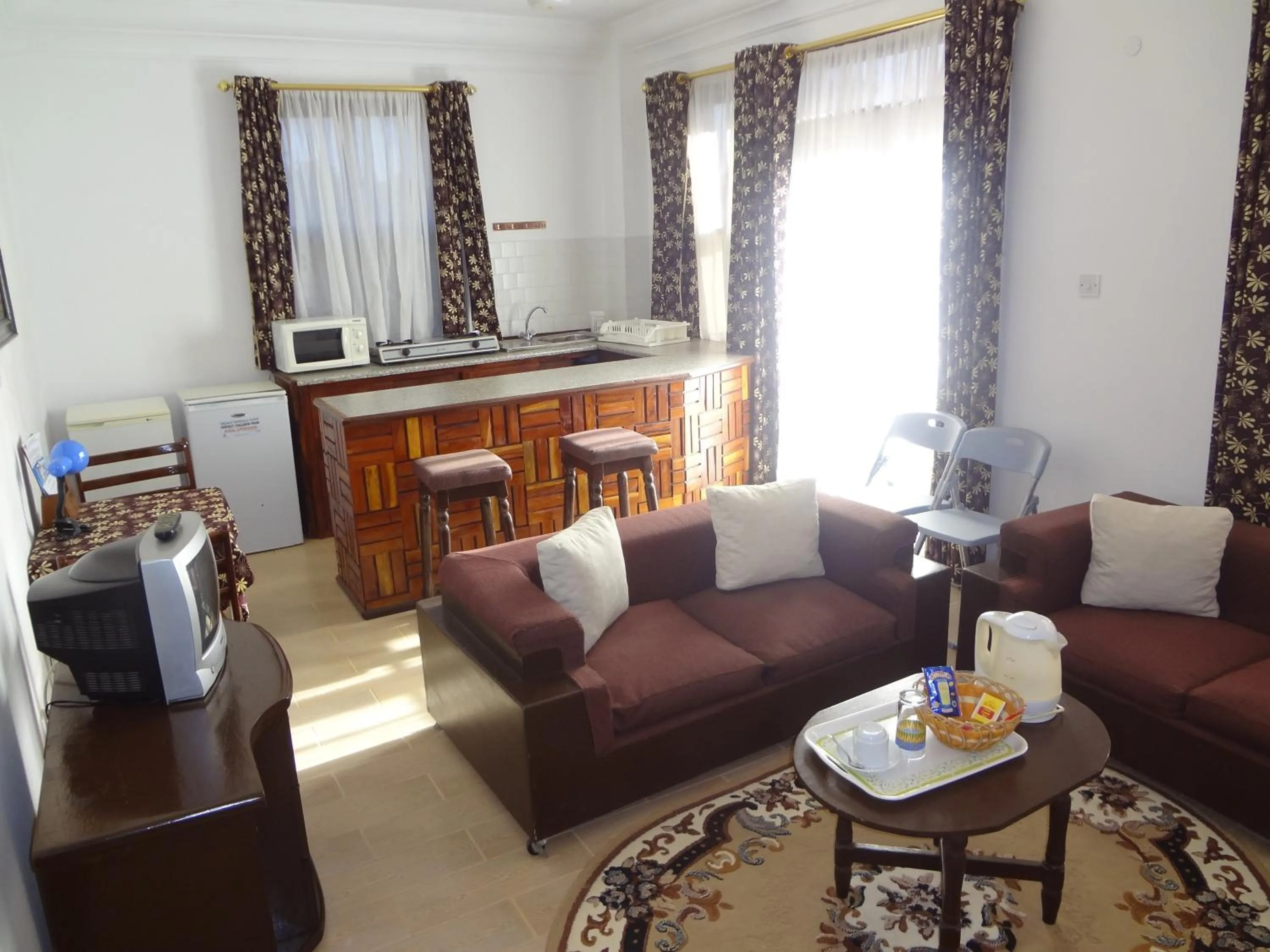 Kitchen or kitchenette in Roc Heights