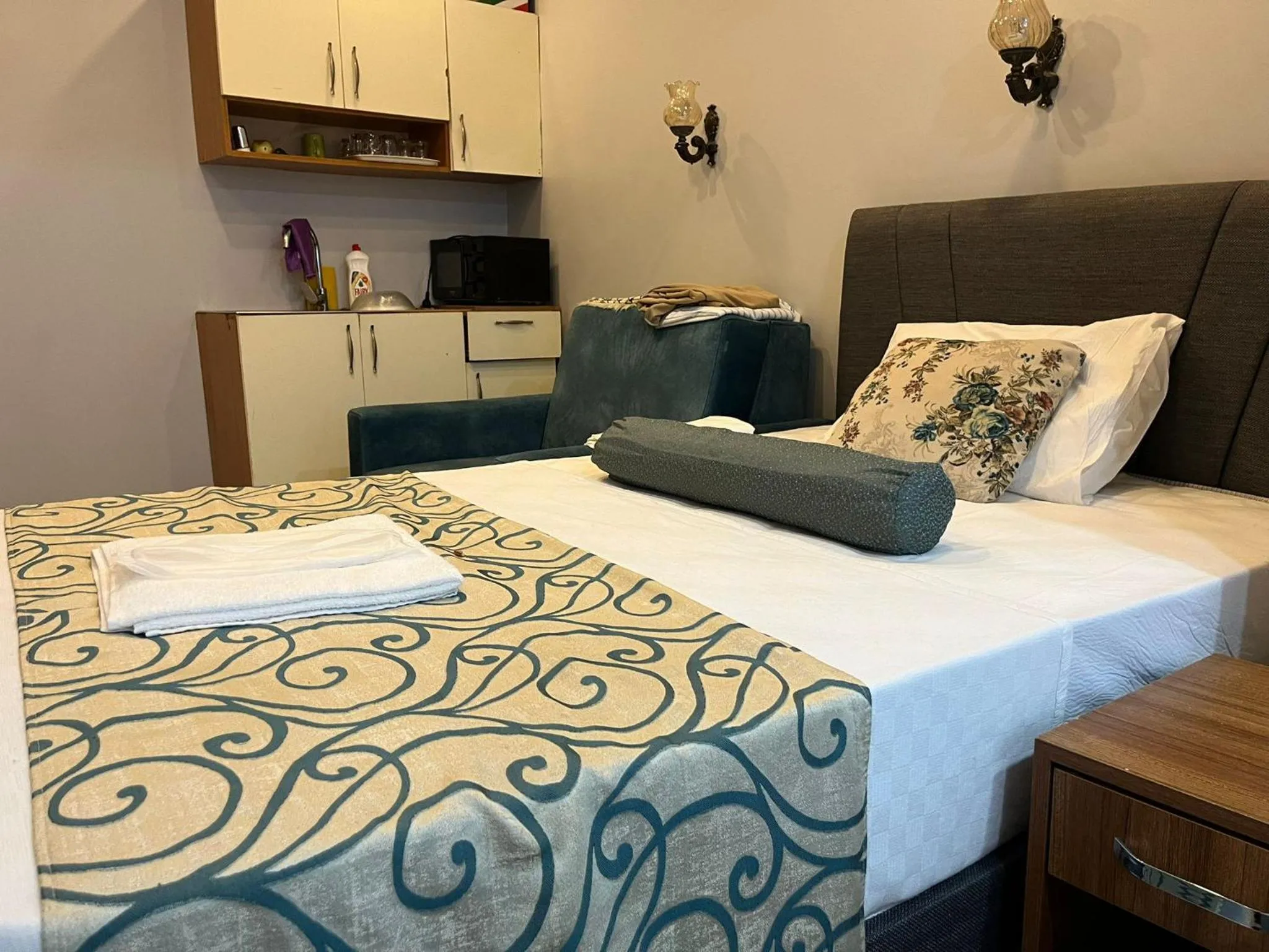 Photo of the whole room, Bed in Riverland Suites Apart Hotel