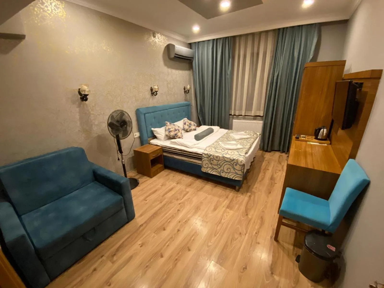 Bed in Riverland Suites Apart Hotel