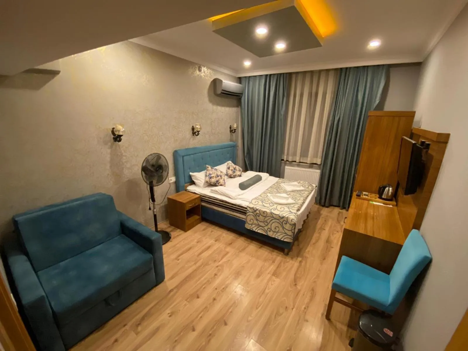 Bed in Riverland Suites Apart Hotel