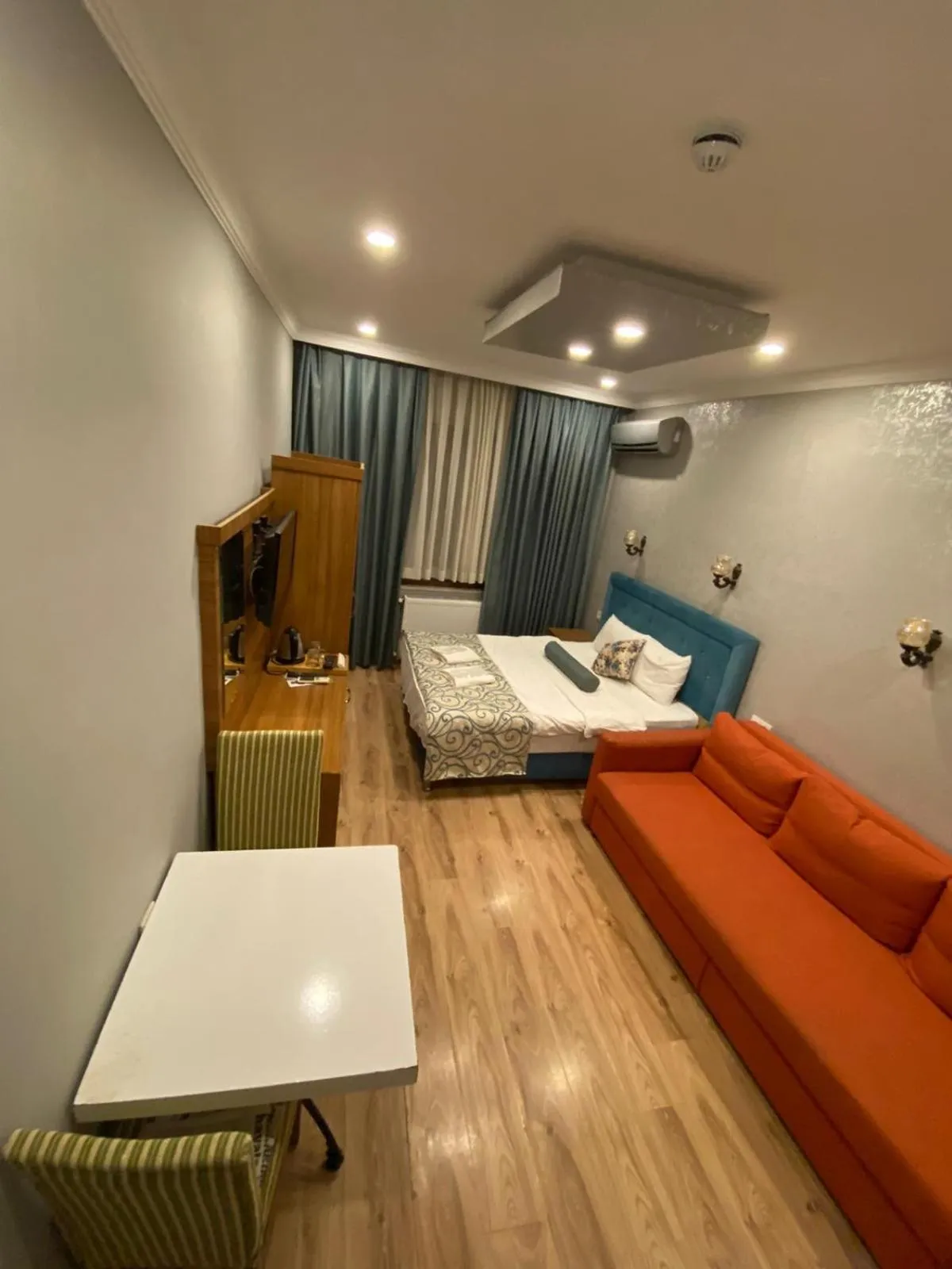 Bed in Riverland Suites Apart Hotel