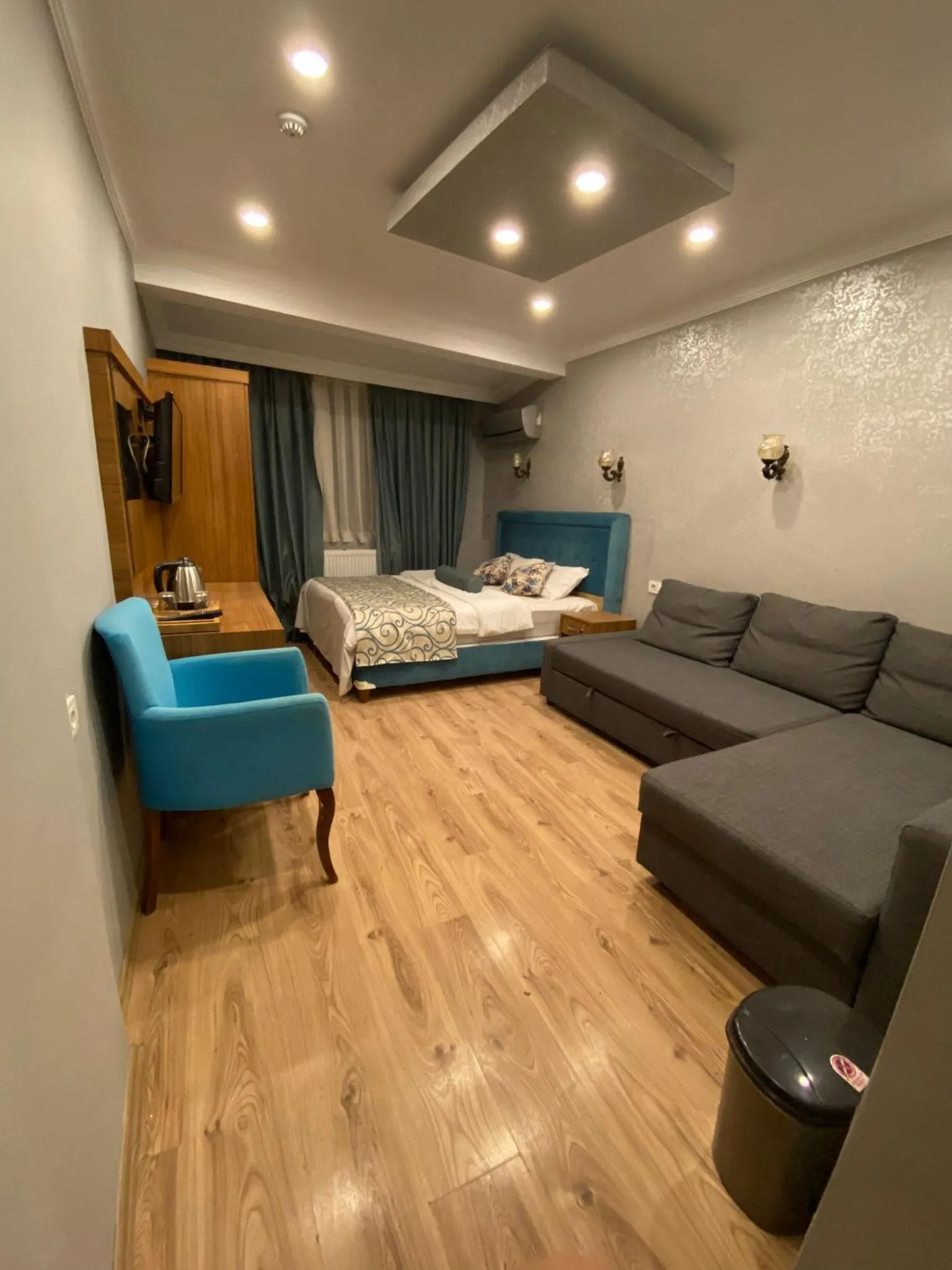 Bed in Riverland Suites Apart Hotel