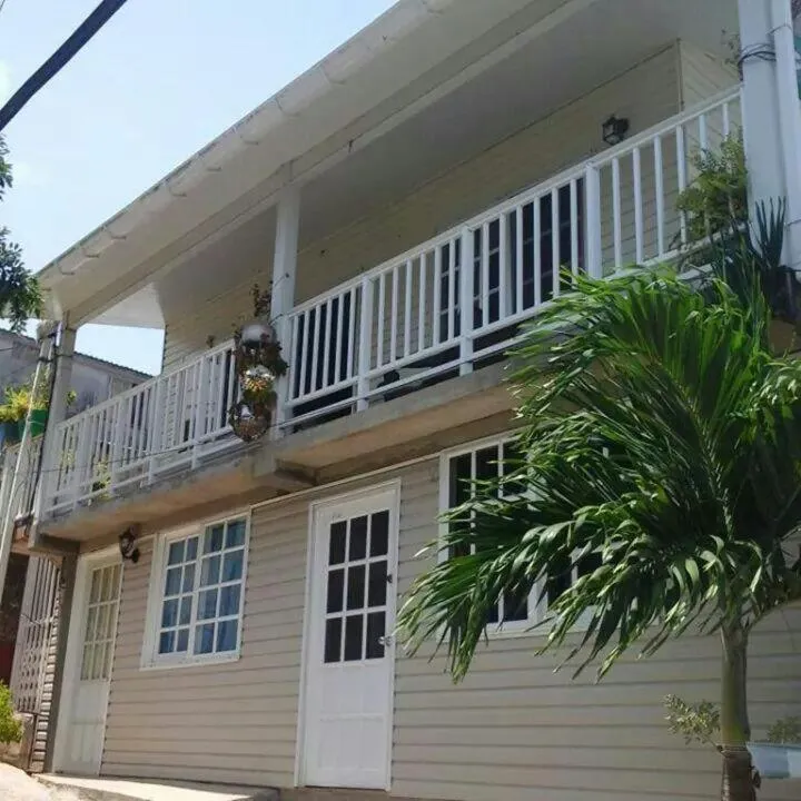 Property building in Posada Nativa Atardecer Isleño