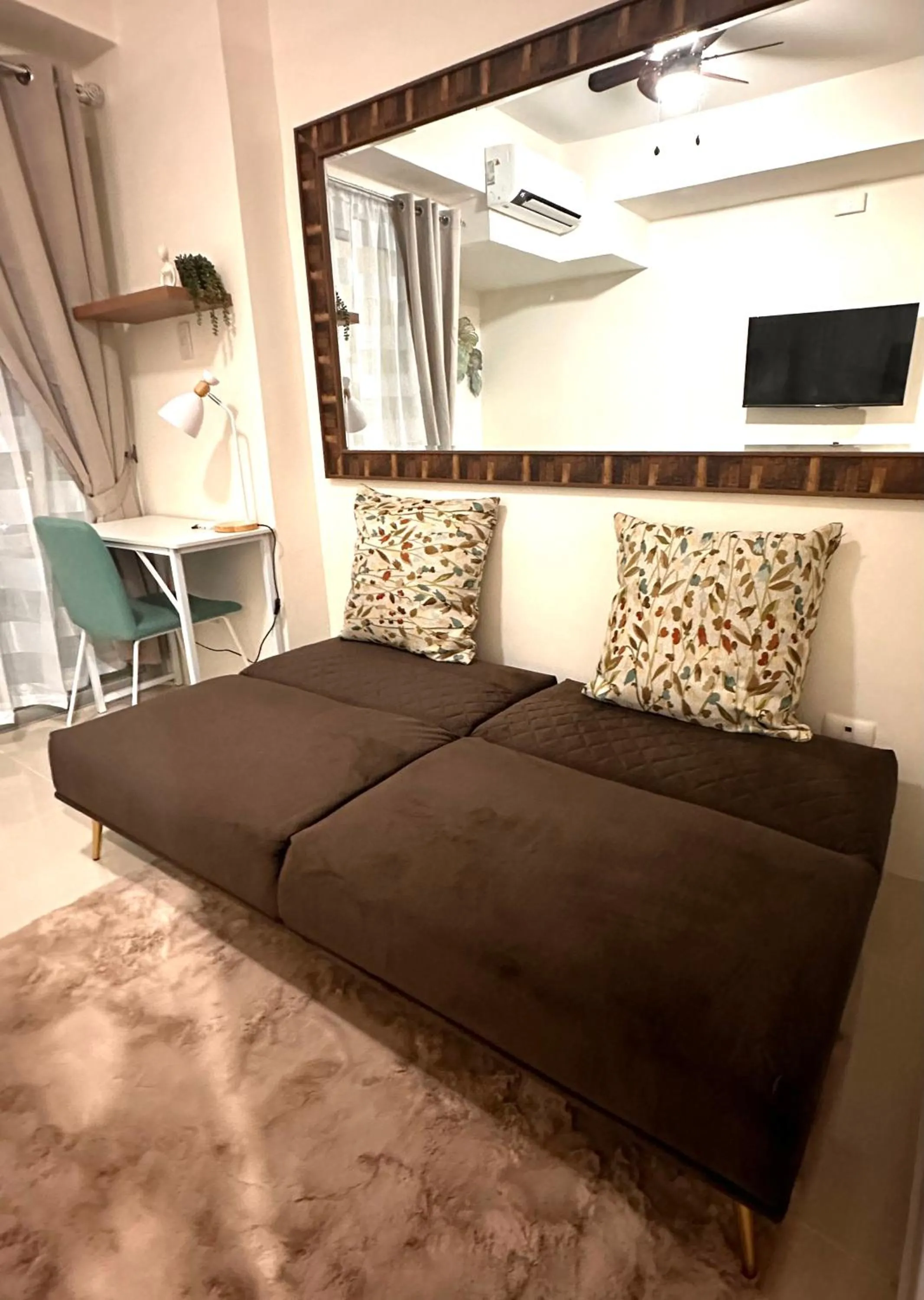 Bed in Lengs Place 2 - Studio with Balcony at Inspiria Condo, Beside Abreeza Mall
