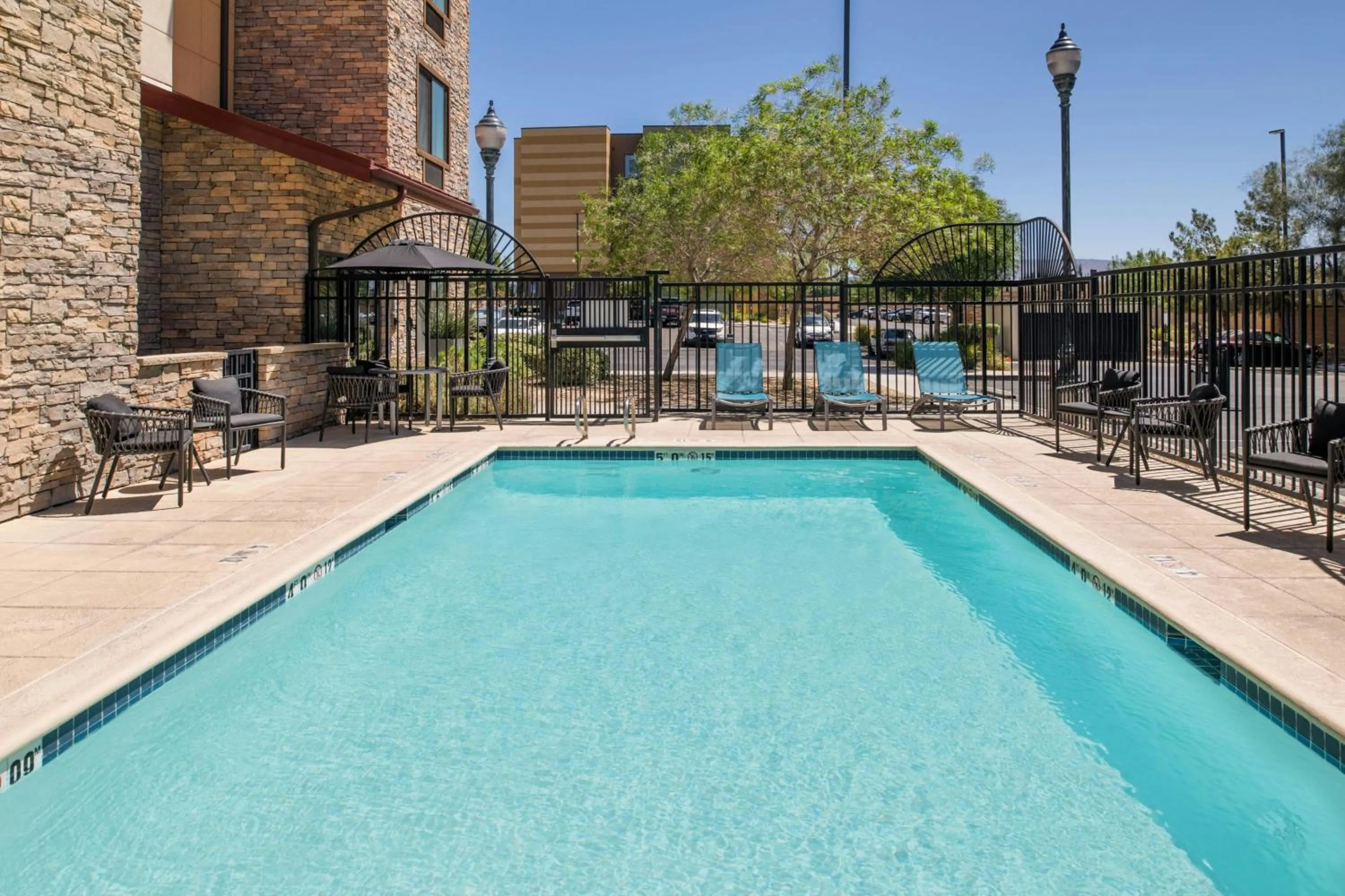 Swimming pool in TownePlace Suites by Marriott Lancaster