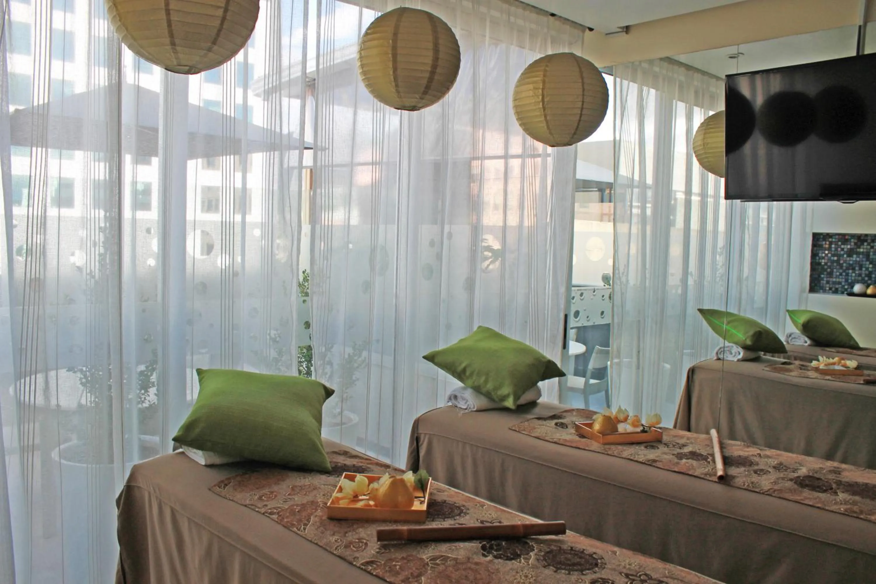 Spa and wellness centre/facilities in Hotel 100 Luxury Suites by Preferred