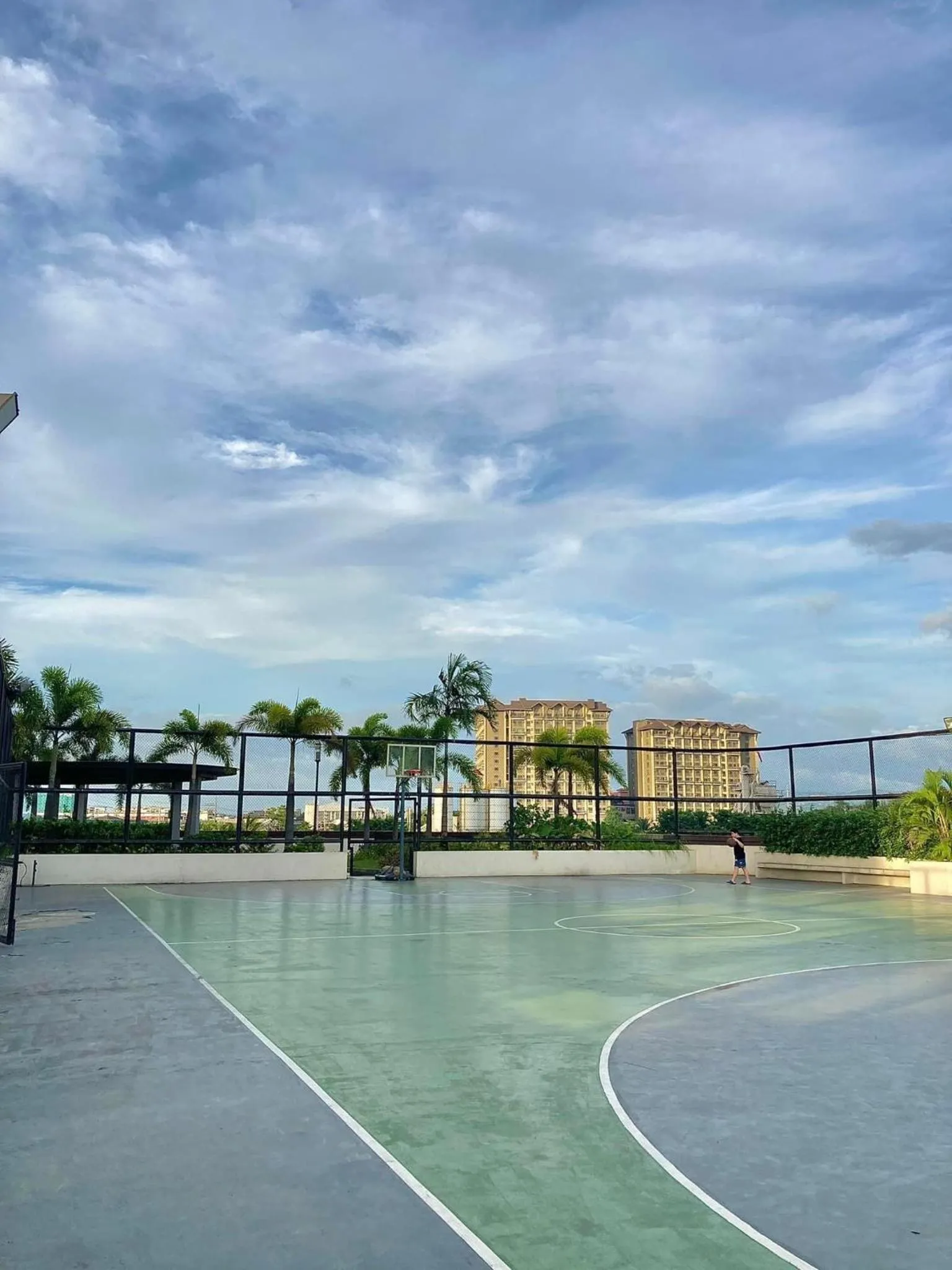 Day in Modern Comfort Your Gateway to Quezon City One Free Parking