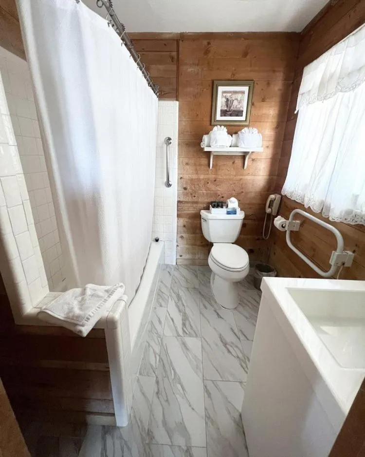 Bathroom in Carmel Garden Inn