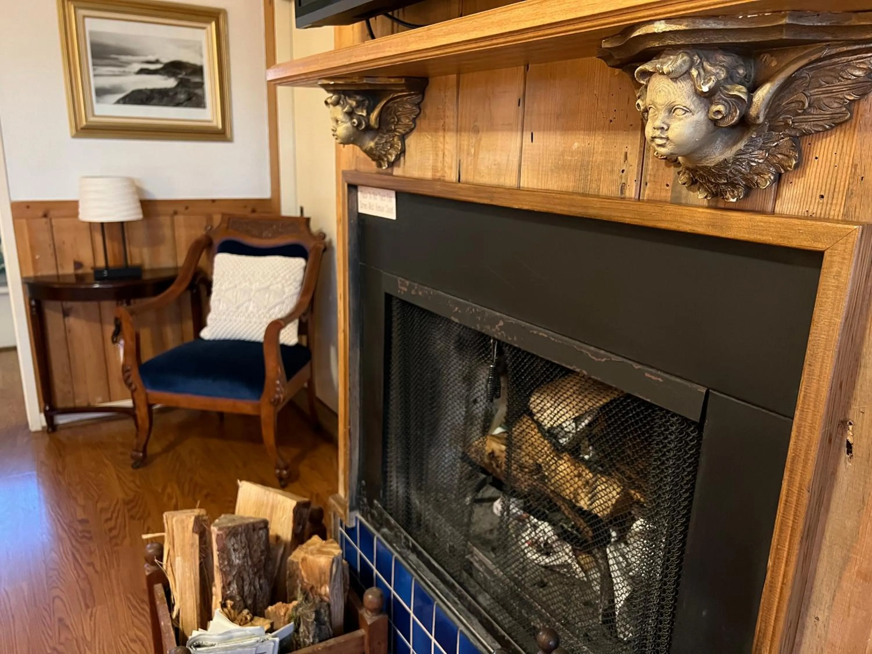 flat iron in Carmel Garden Inn