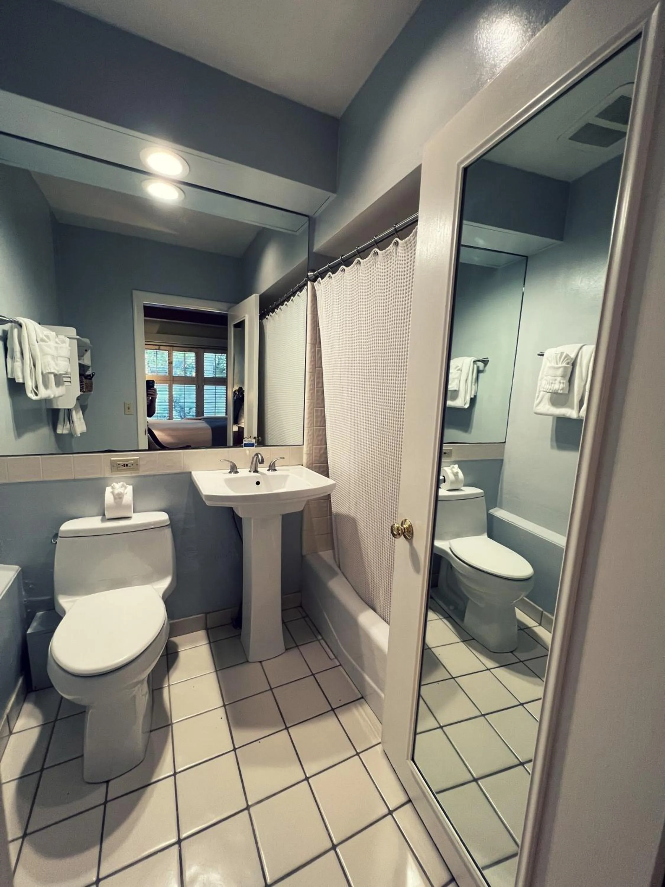 Bathroom in Carmel Garden Inn