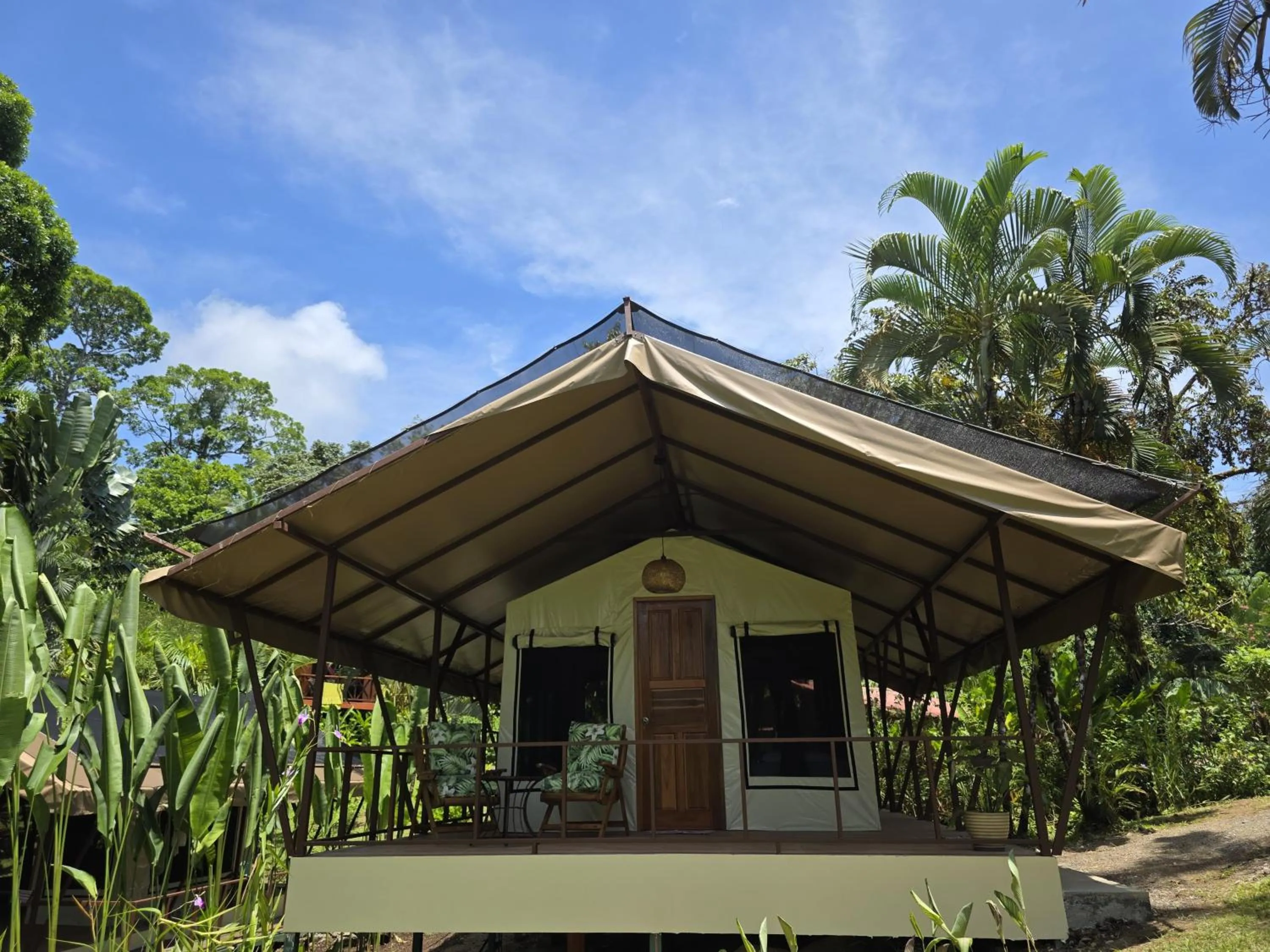 Facade/entrance in Las Caletas Lodge