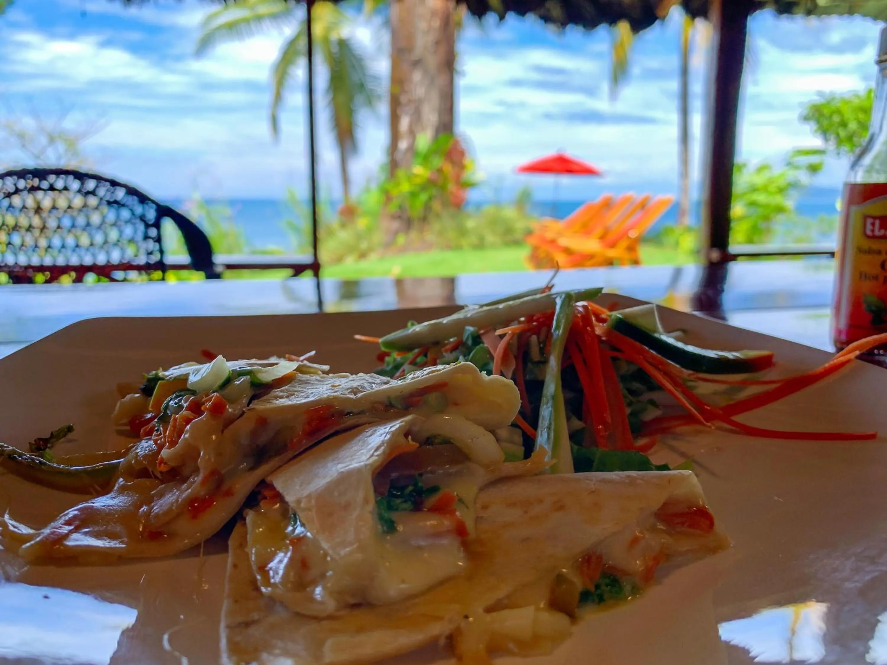 Food in Las Caletas Lodge