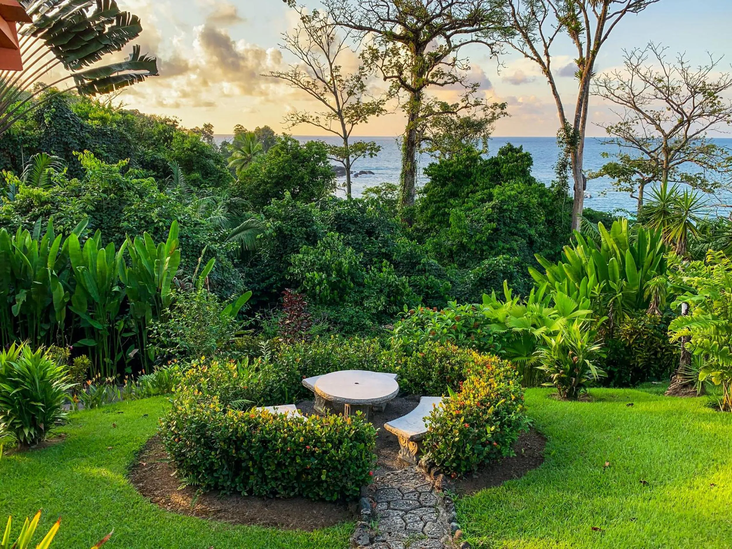 Garden in Las Caletas Lodge