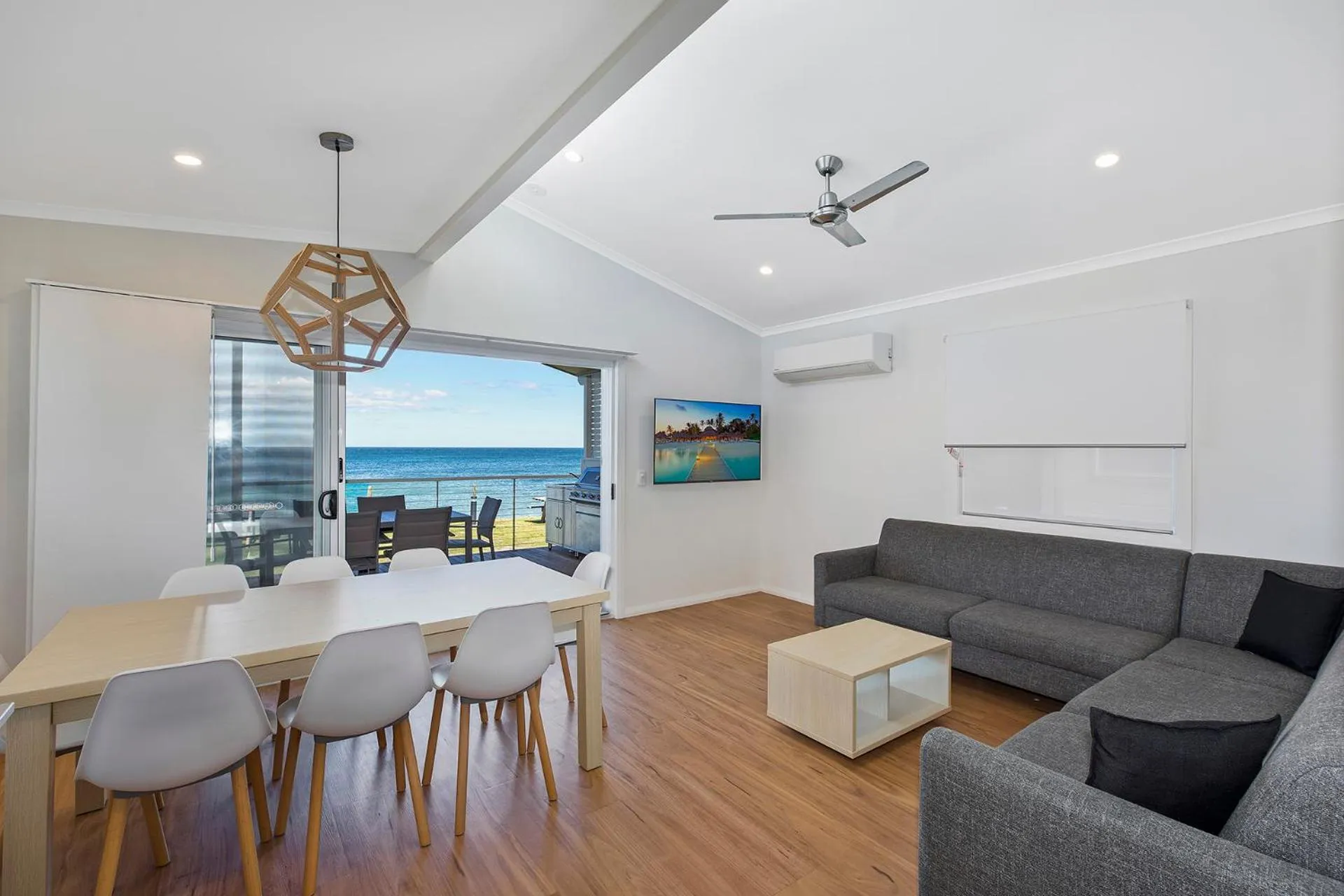Living room in Blue Lagoon Beach Resort
