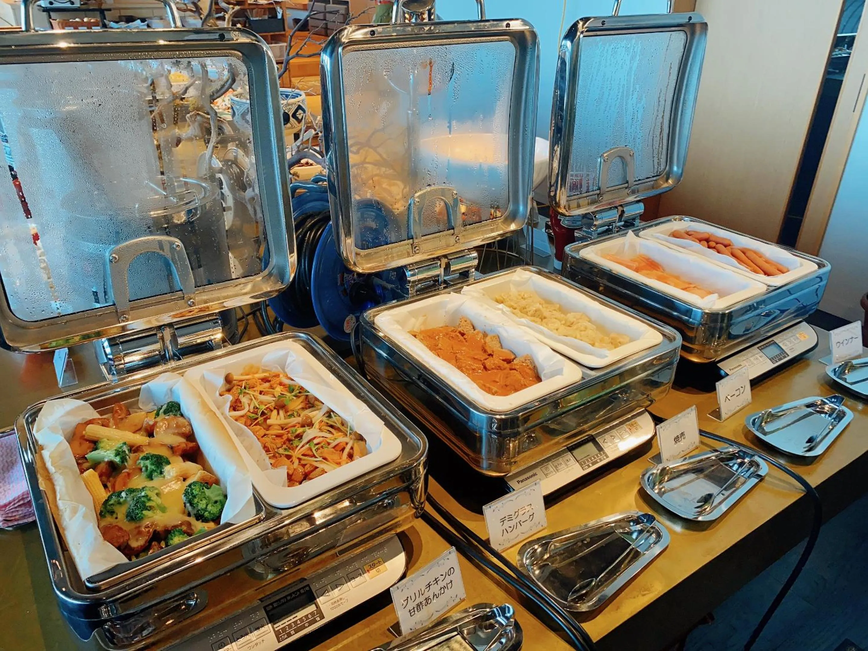 Breakfast in Spa & Hotel Suishun Matsuiyamate