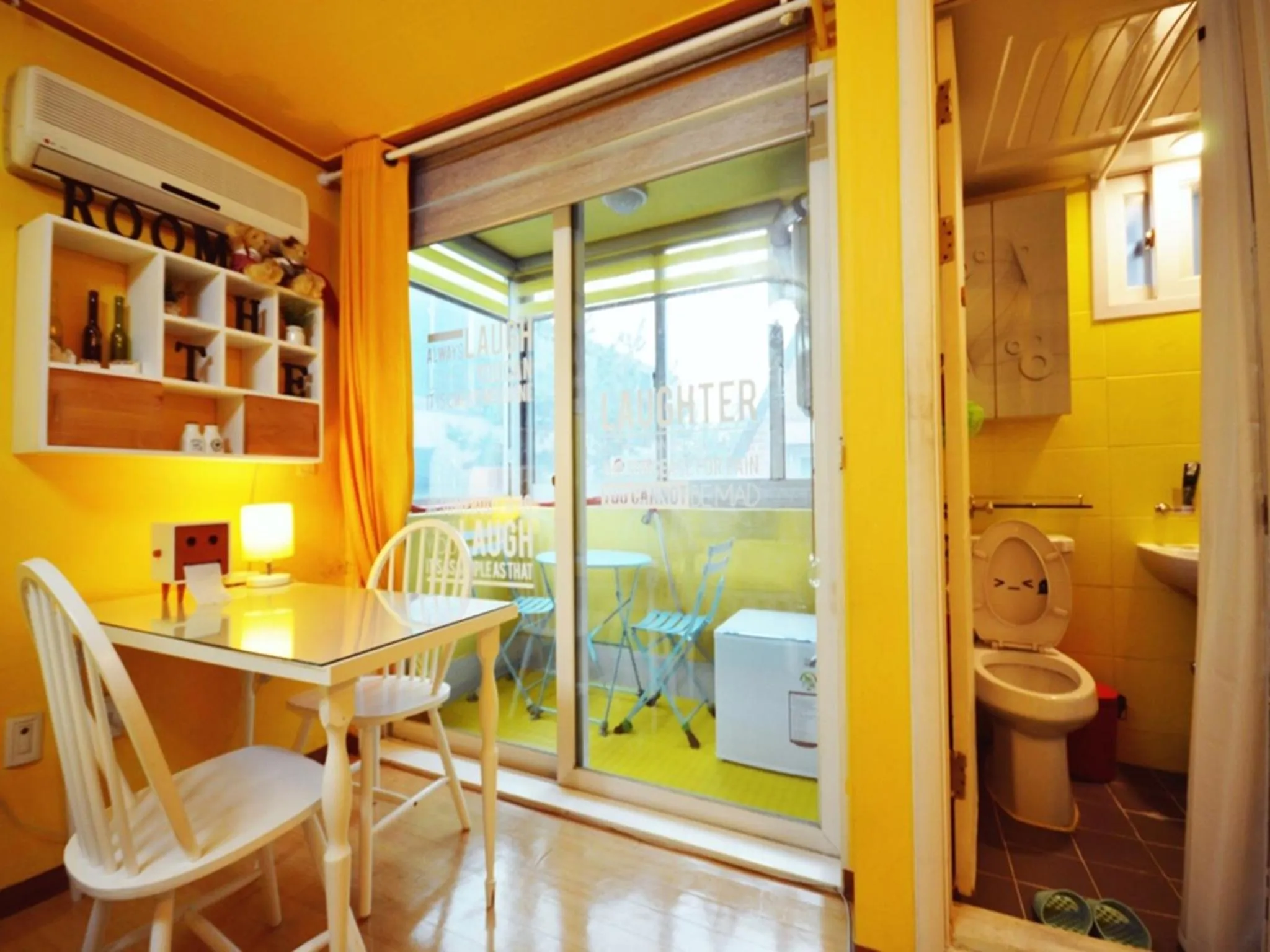 Area and facilities in Han River Residence & Guesthouse