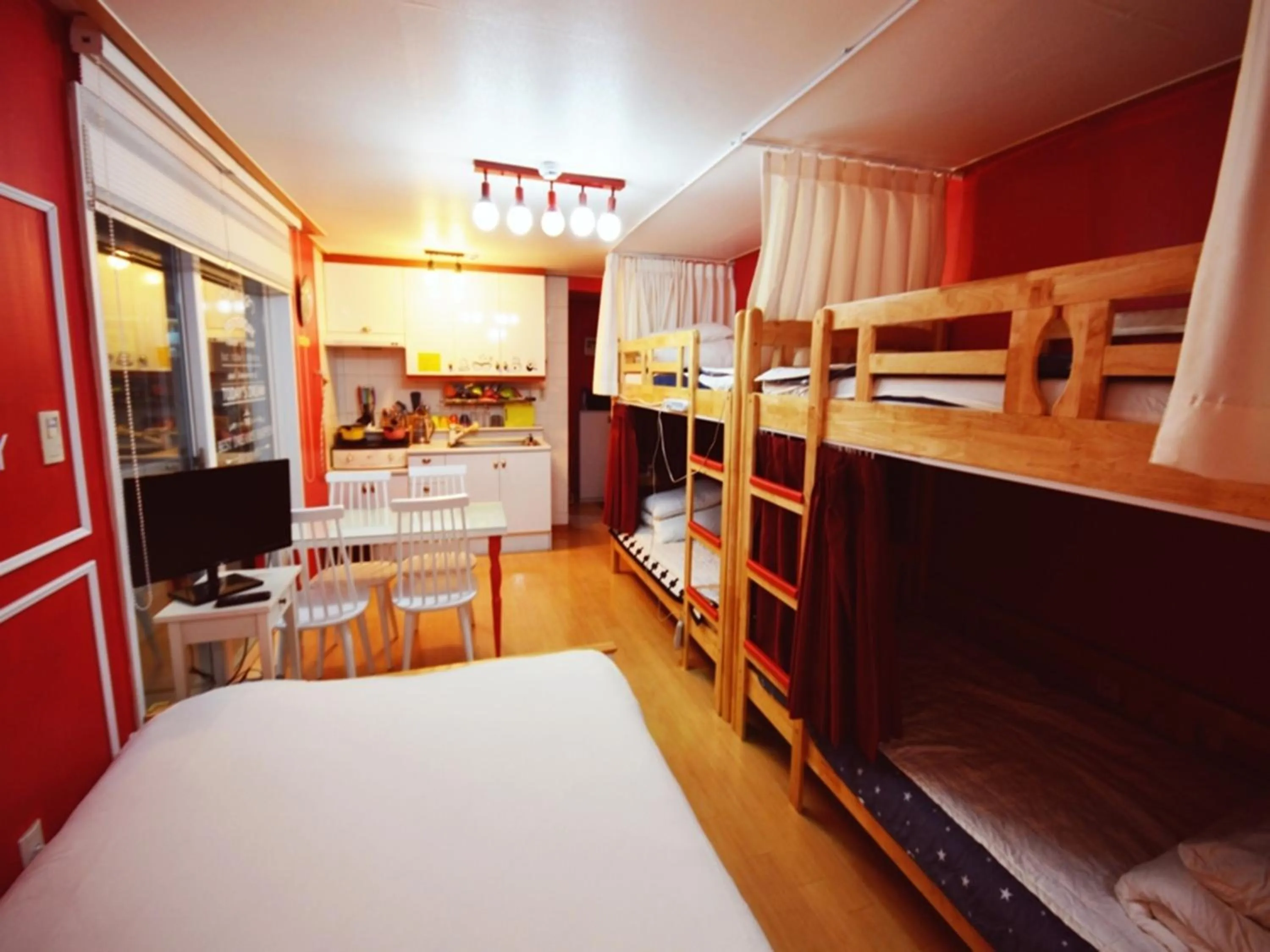 Bedroom, Bed in Han River Residence & Guesthouse