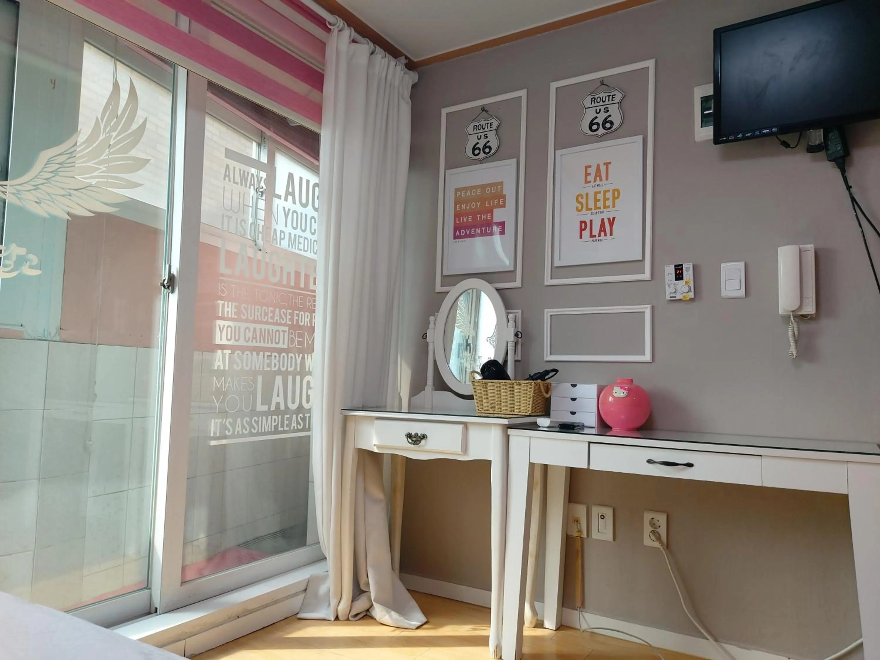 Han River Residence & Guesthouse