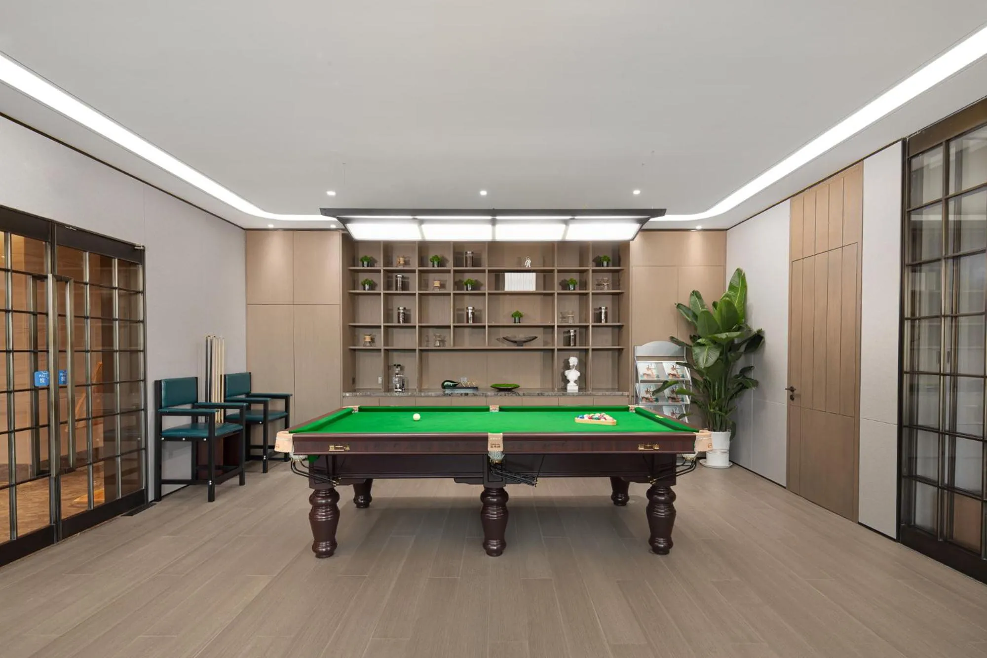 Communal lounge/ TV room in Citadines Jinqiao Building Yantai