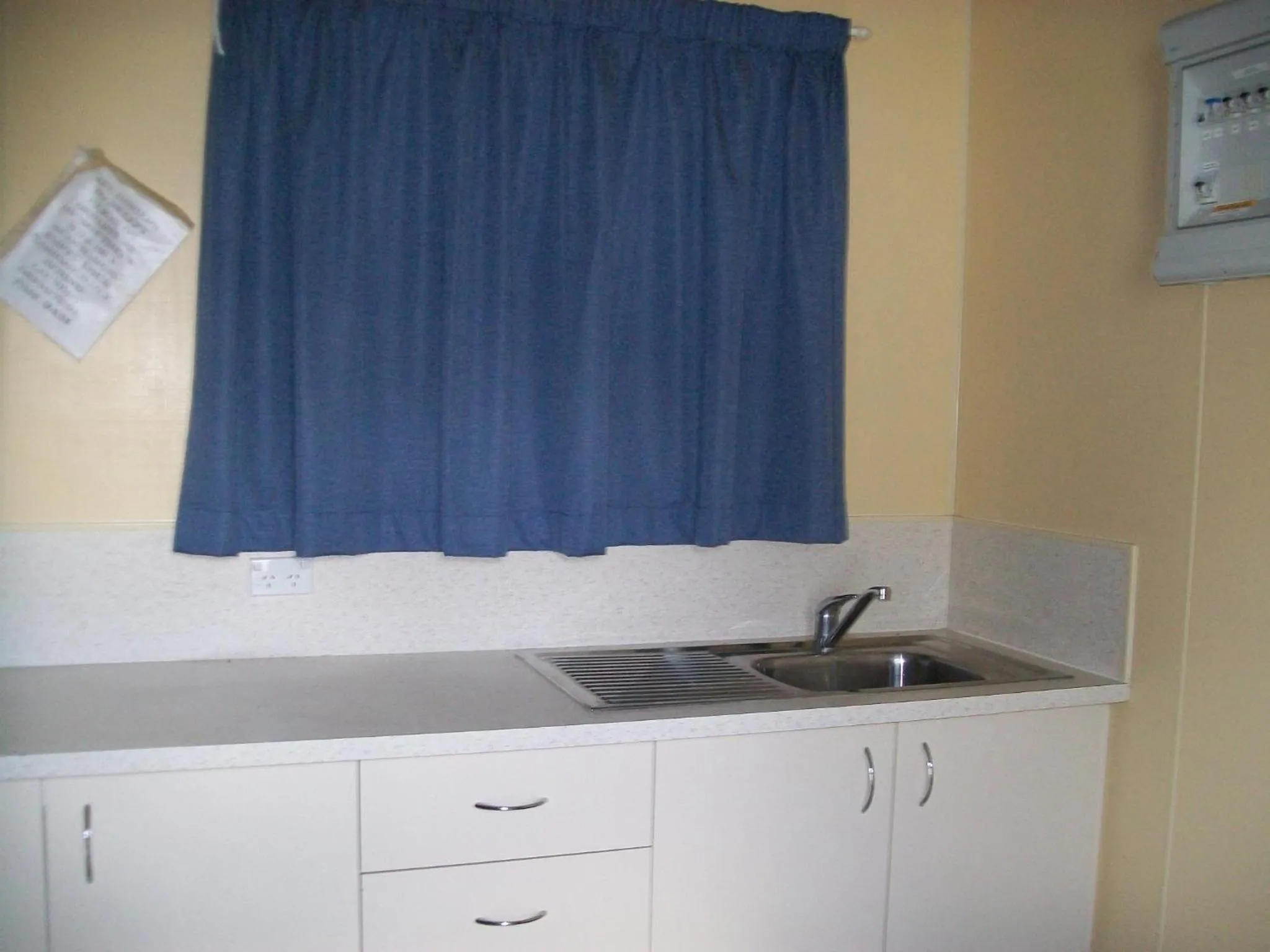 Kitchen or kitchenette in Central Tourist Park