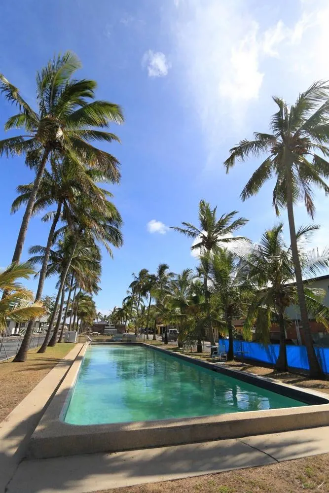 Swimming pool in Central Tourist Park
