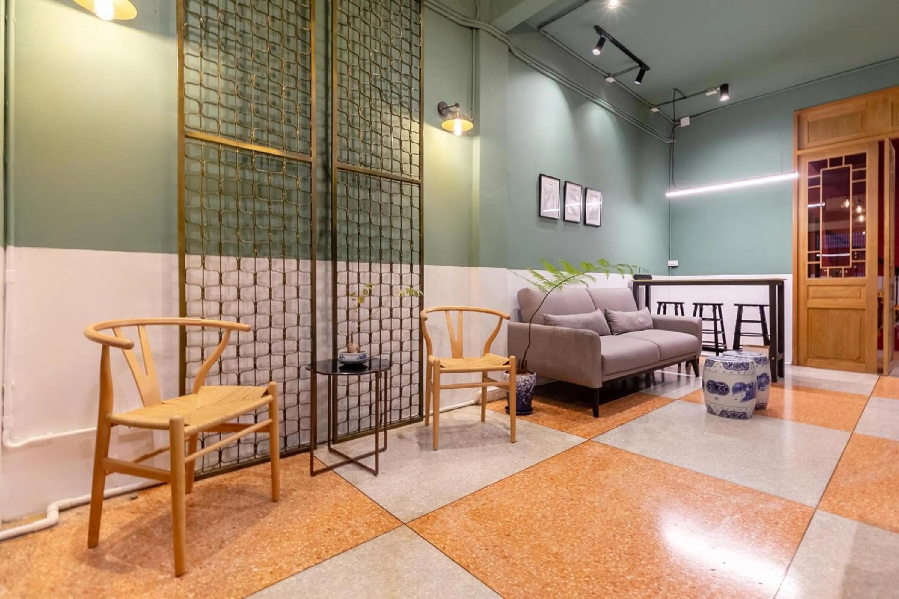 Lobby or reception in OYO 994 Kudi Hostel