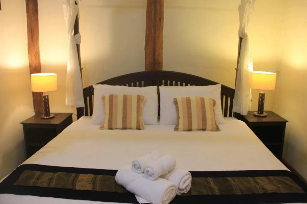 Bed in Soppong River Inn