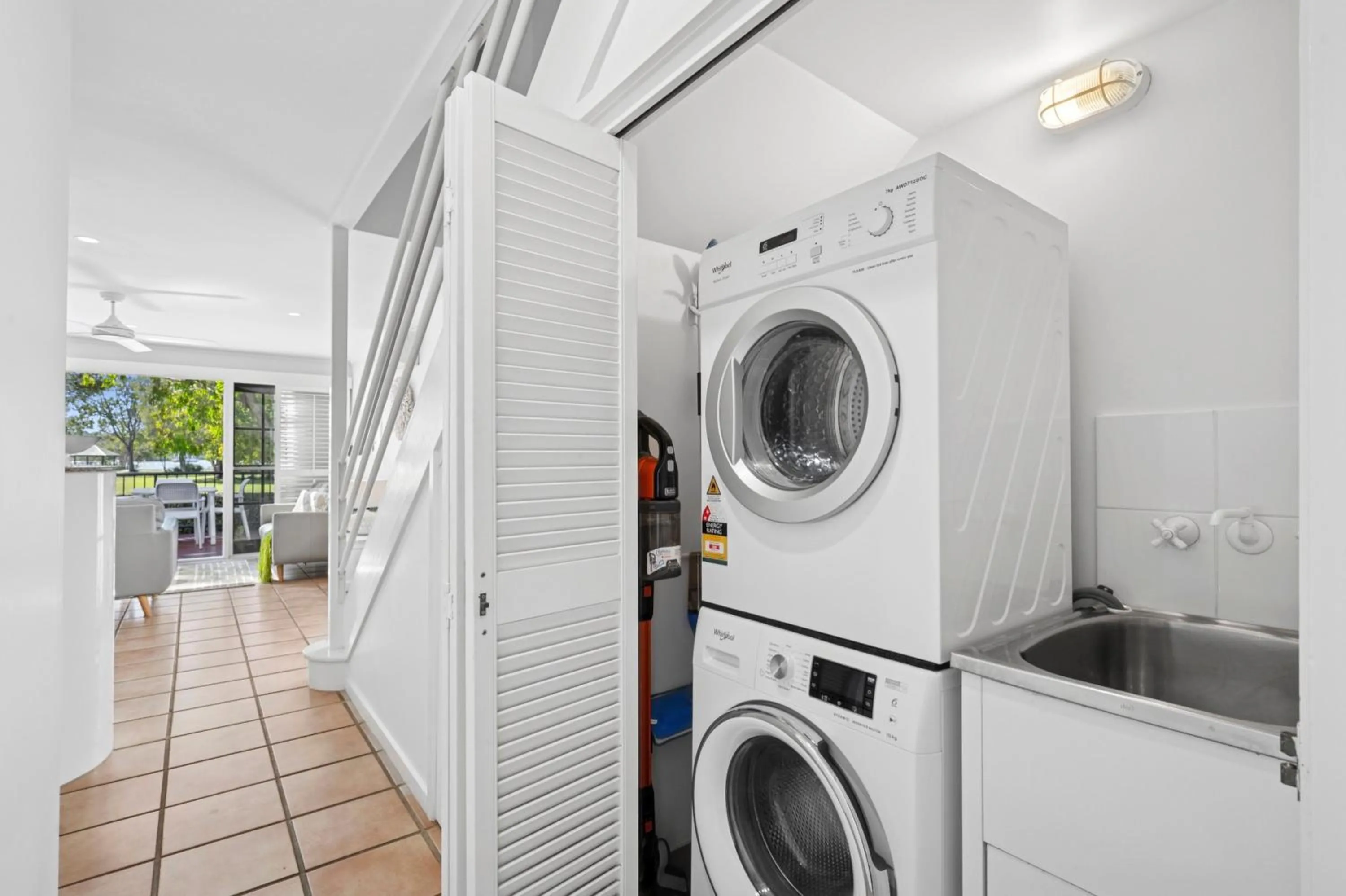Villa Aqua 6 - Riverfront Noosaville