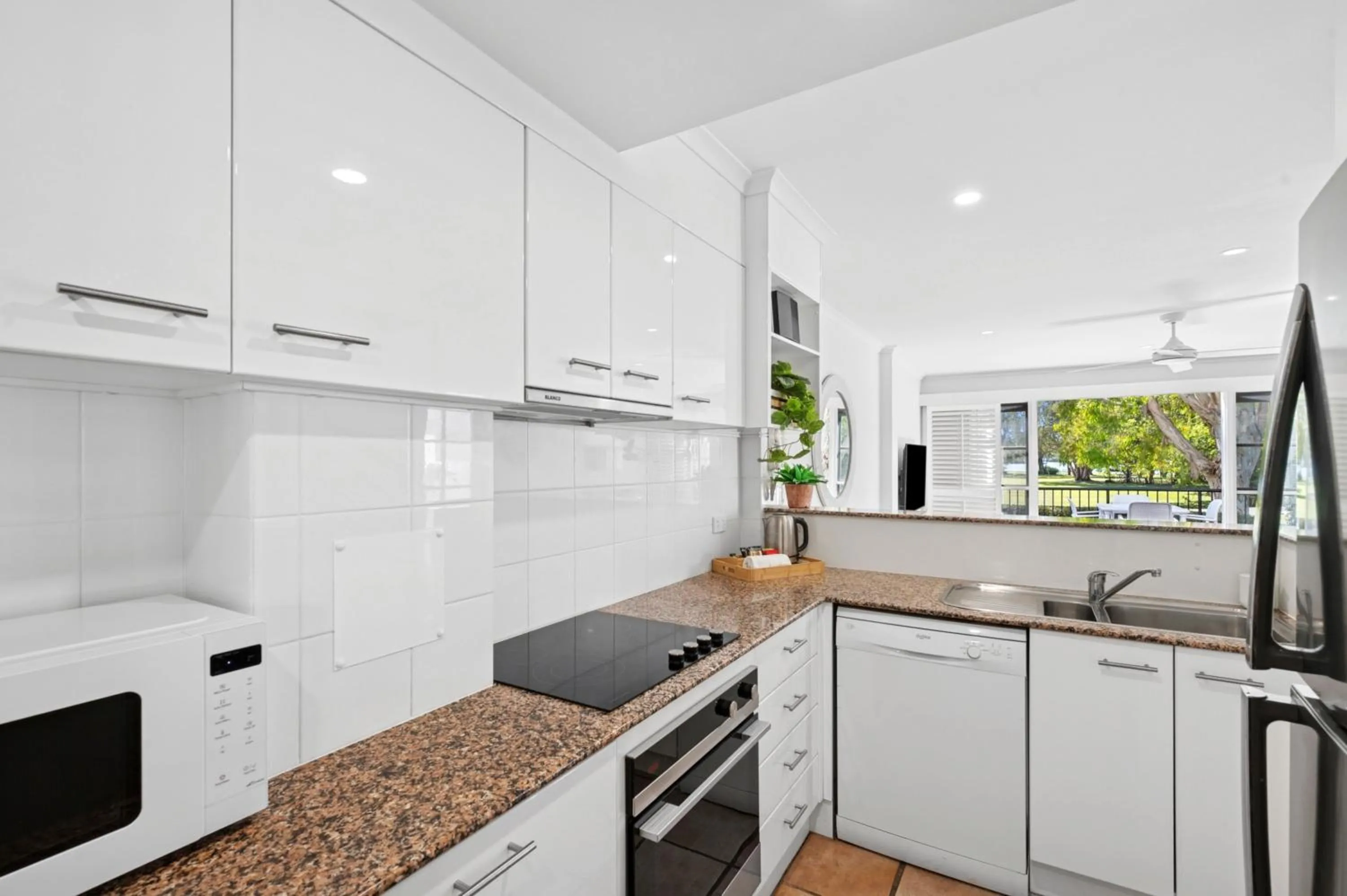 Villa Aqua 6 - Riverfront Noosaville