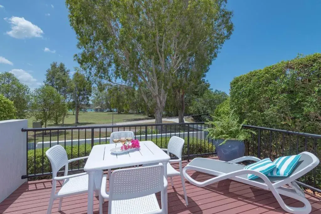 Villa Aqua 6 - Riverfront Noosaville Villa Aqua 6 - Riverfront Noosaville