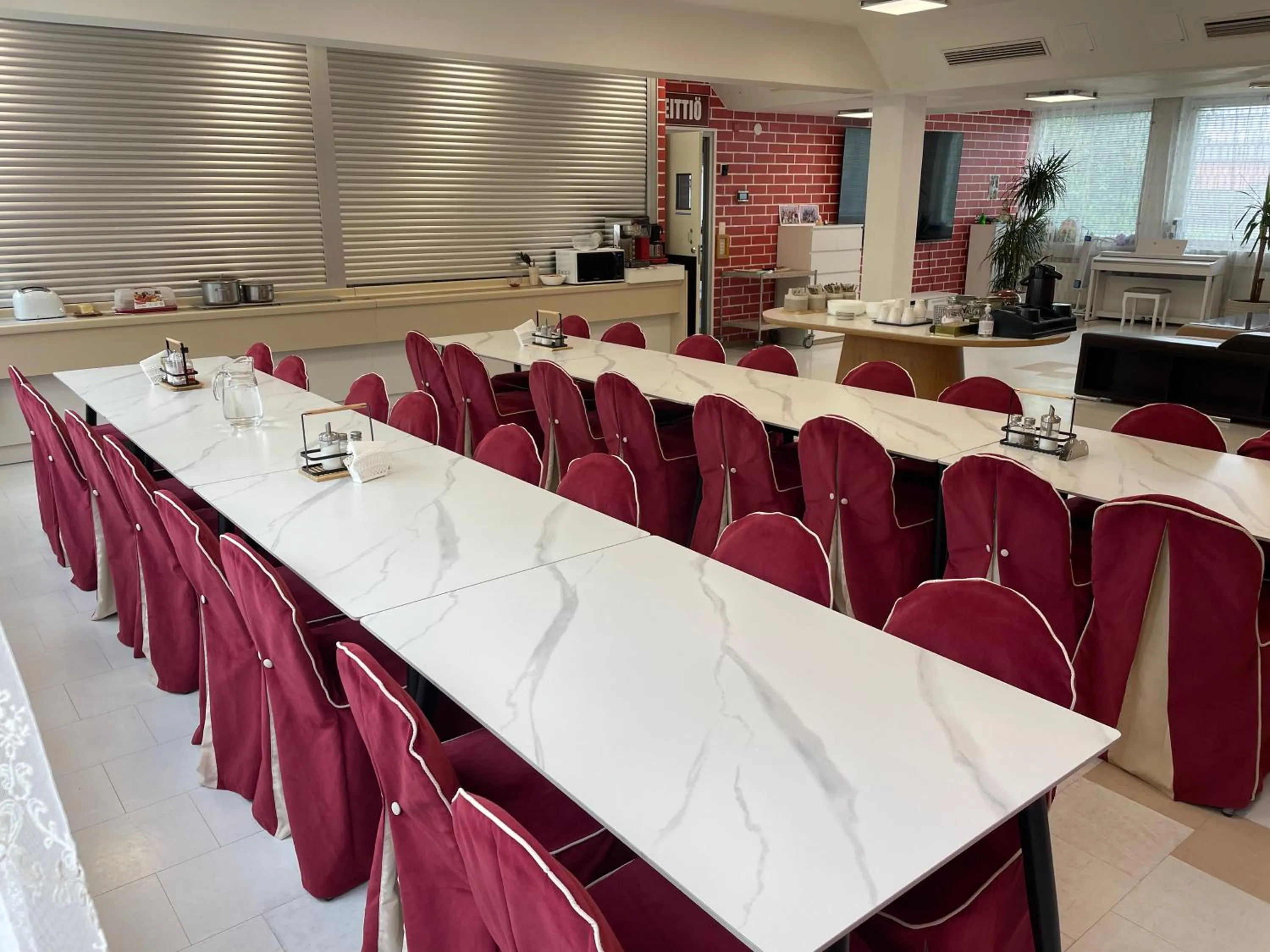 Restaurant/places to eat in Hotel Ilomantsi North Star