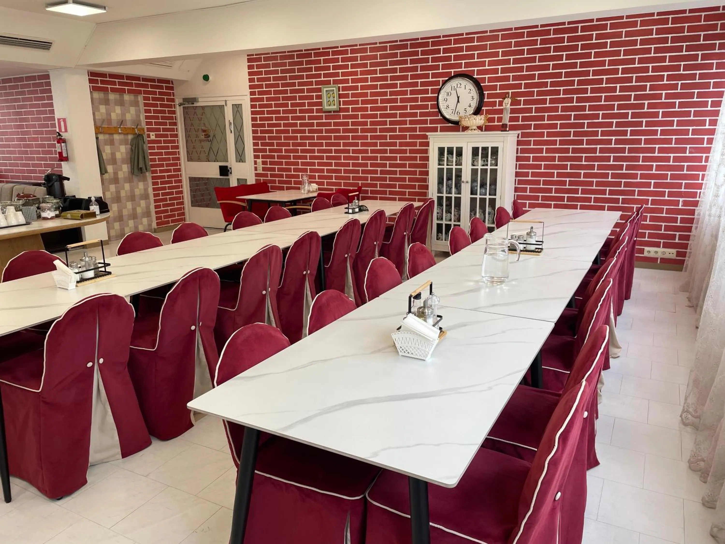 Restaurant/places to eat in Hotel Ilomantsi North Star