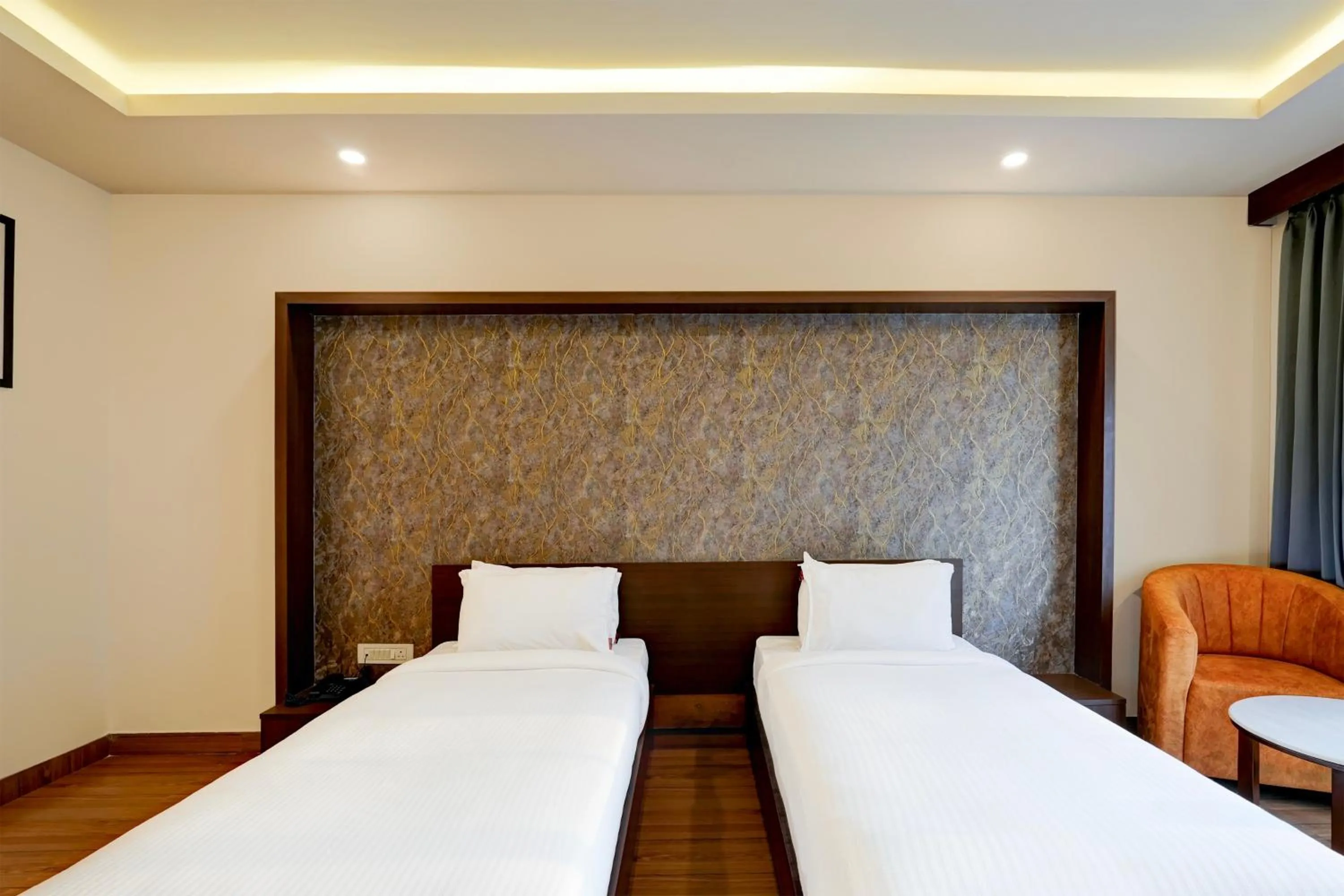 Bedroom, Bed in Super Townhouse Oak Mahadevapura Opposite Phoenix Mall Formerly Grand Wilton Inn