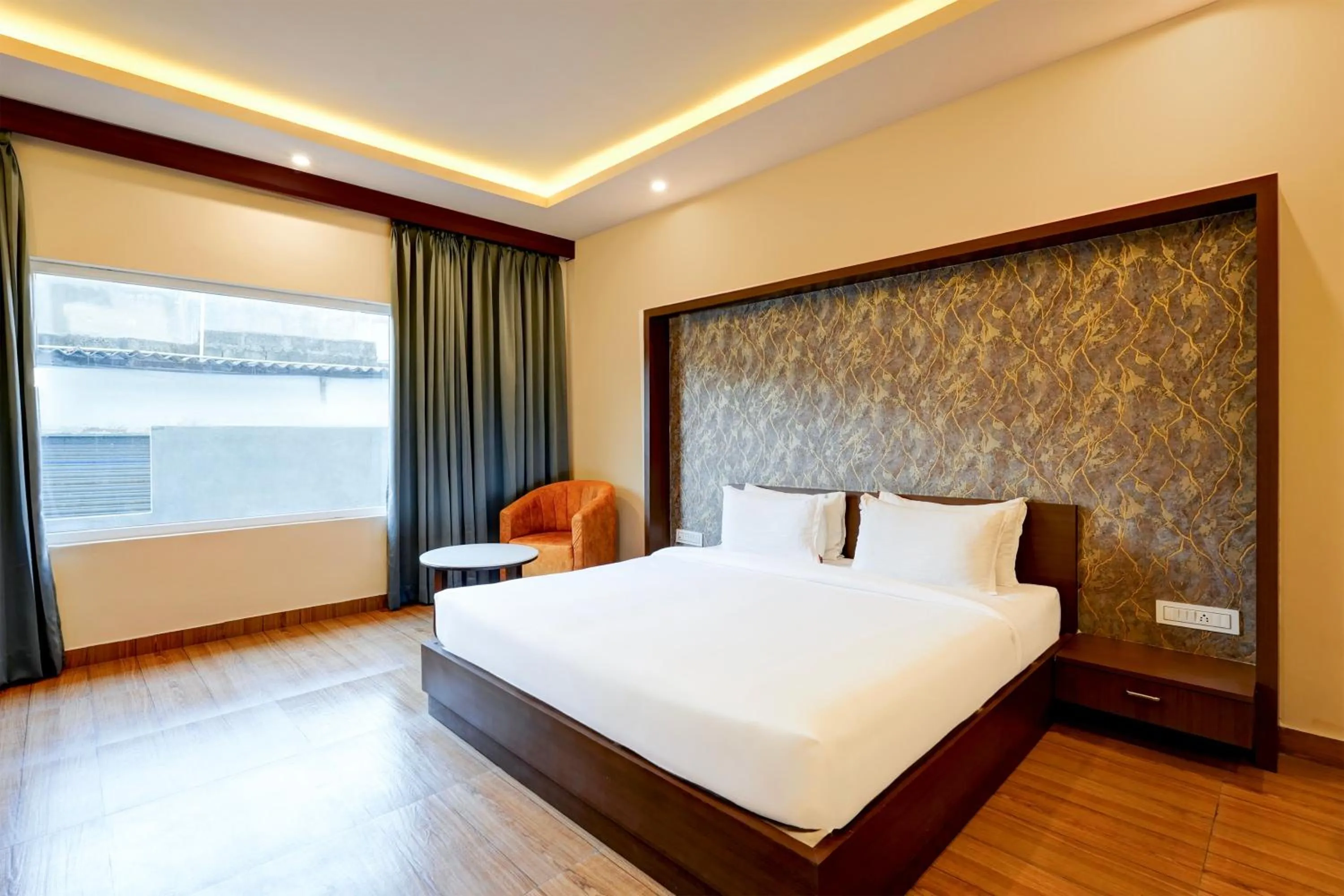 Bedroom, Bed in Super Townhouse Oak Mahadevapura Opposite Phoenix Mall Formerly Grand Wilton Inn