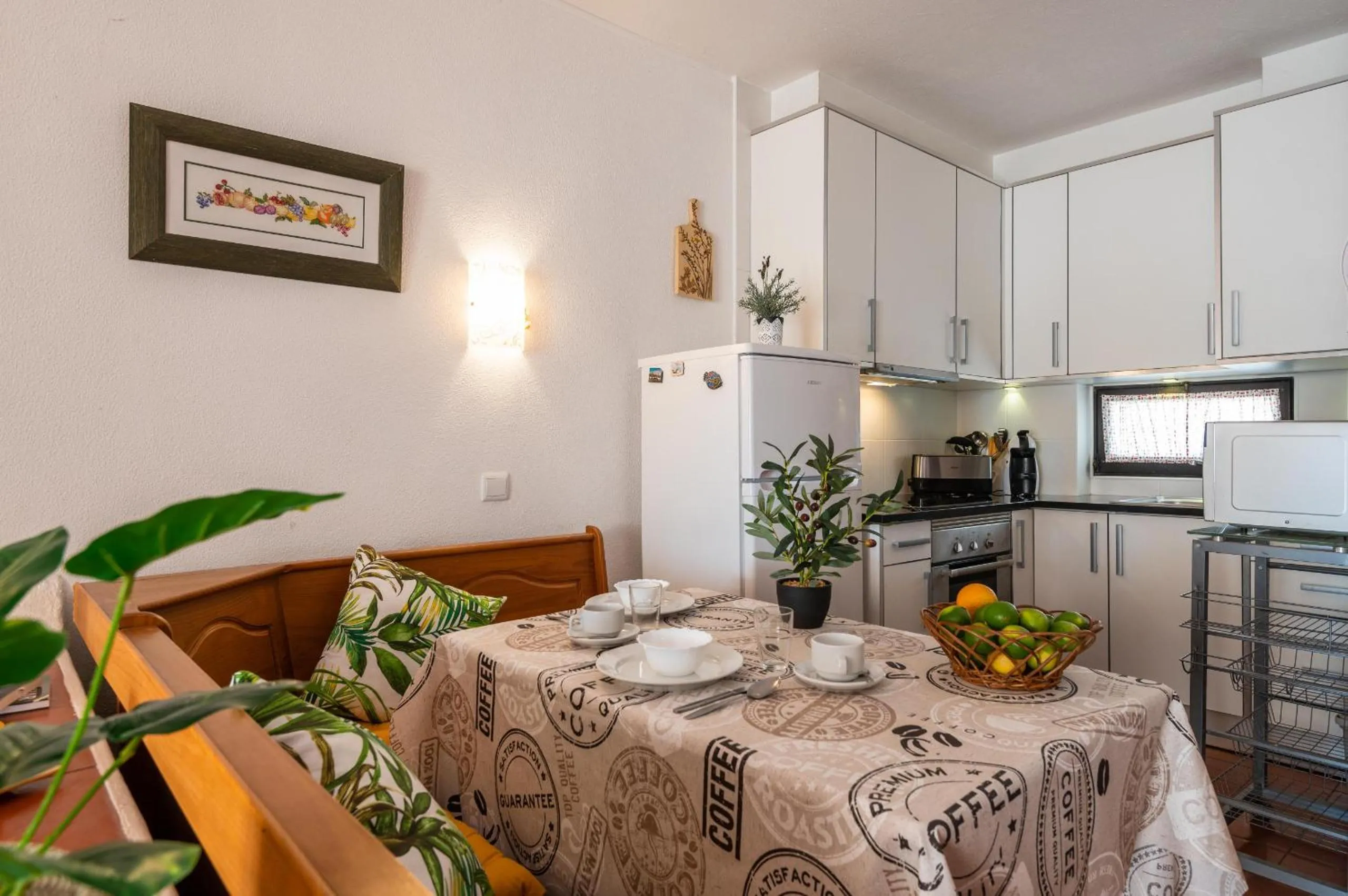 Dining area in Albufeira Jardim Sun Deck Studio