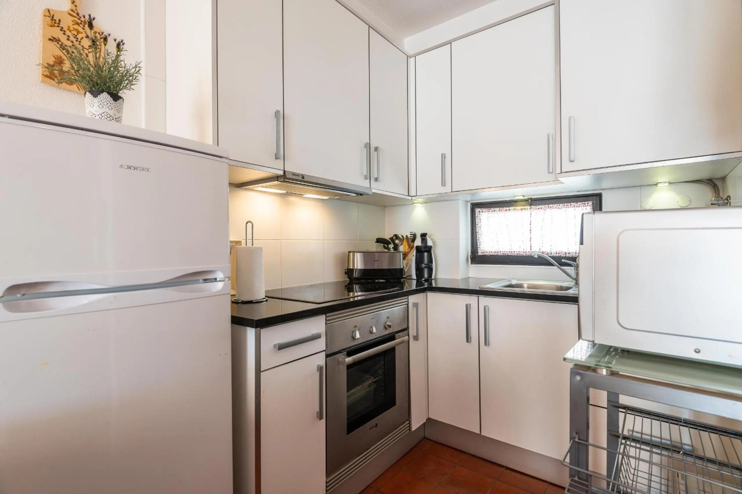 Kitchen or kitchenette in Albufeira Jardim Sun Deck Studio