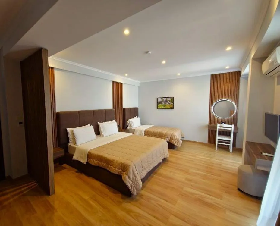 Bed in Hotel Enkelana