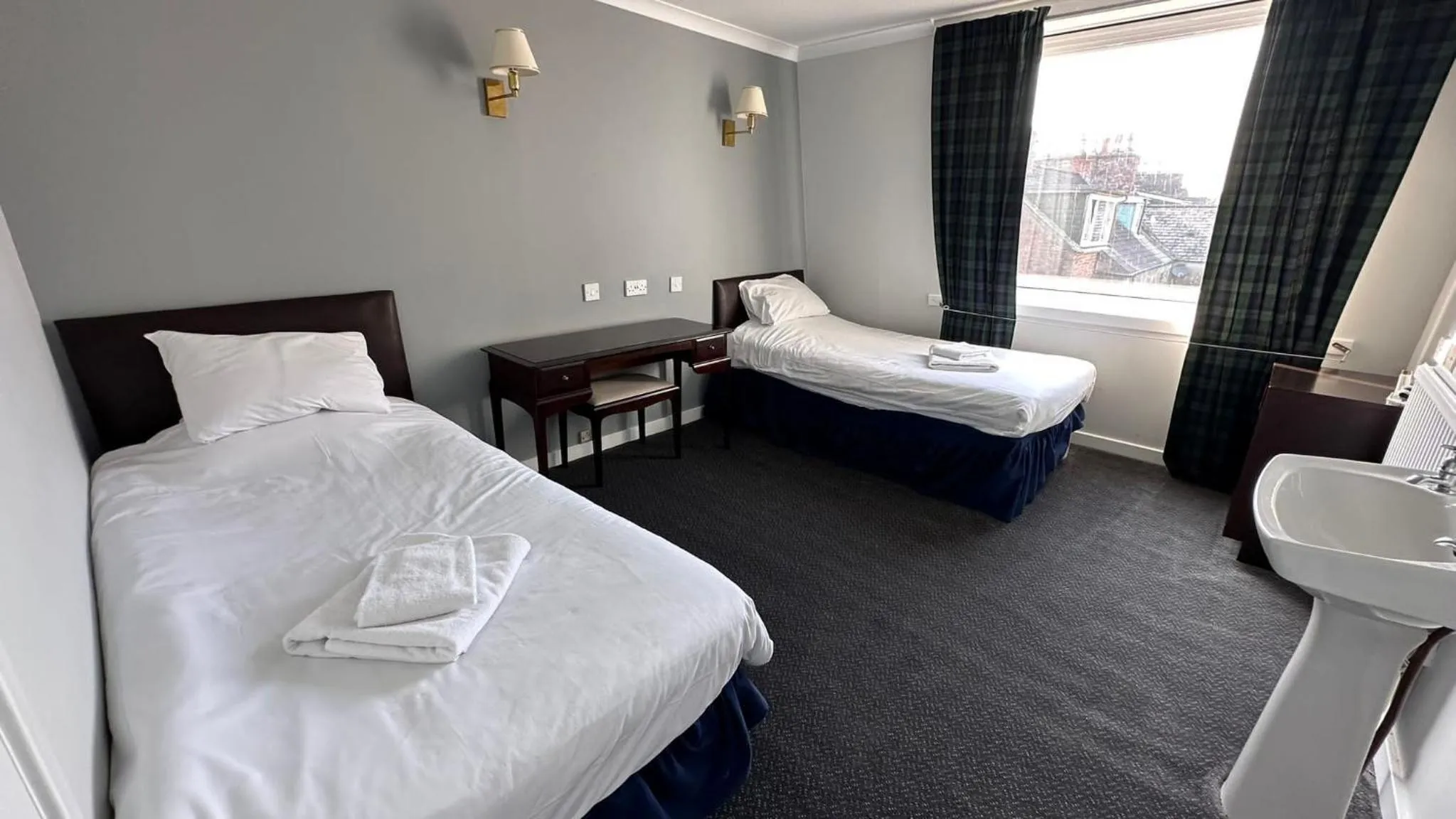 Bedroom, Bed in The Bruce Hotel