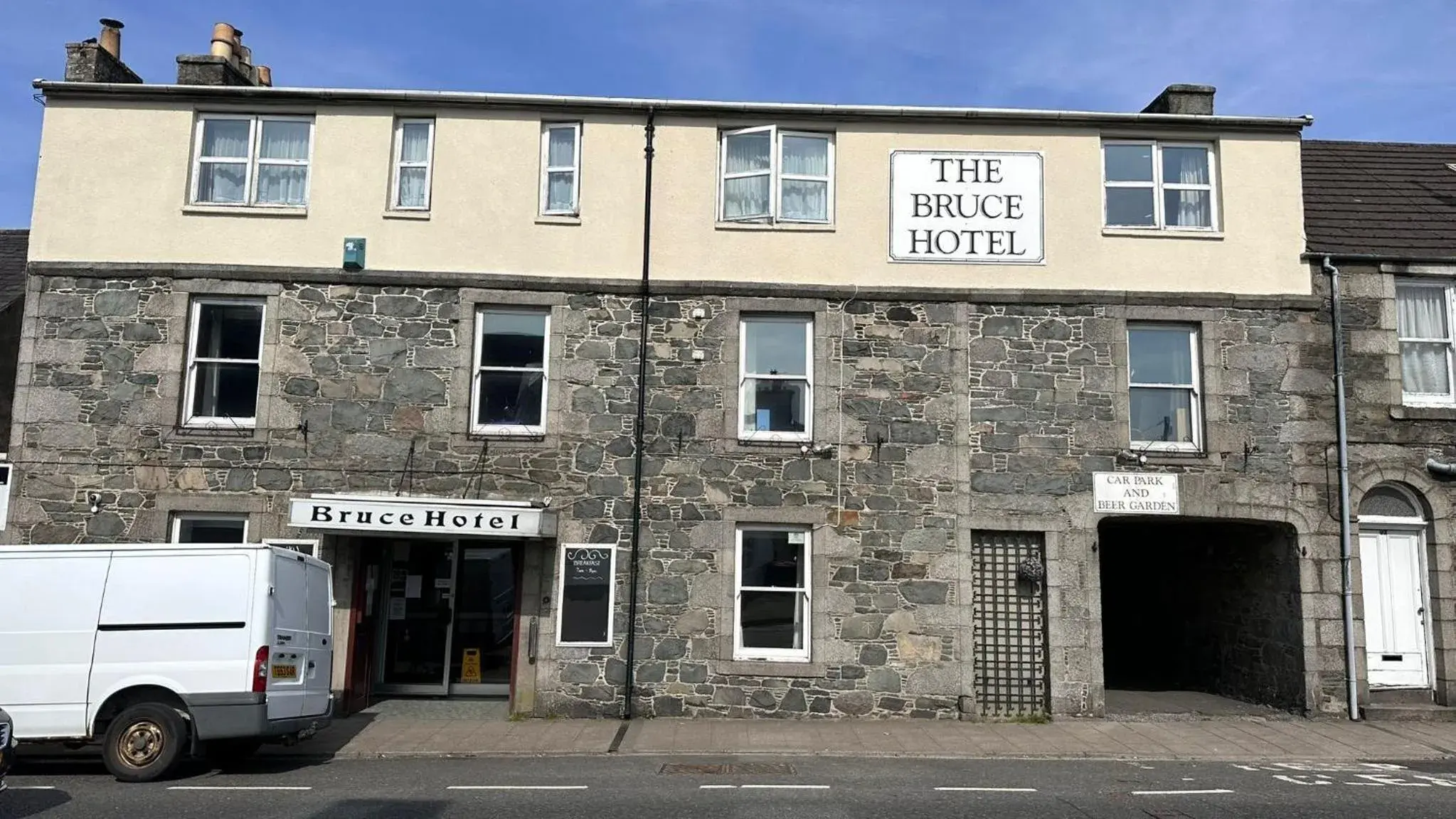Triple Room with Bath in The Bruce Hotel Triple Room with Bath in The Bruce Hotel