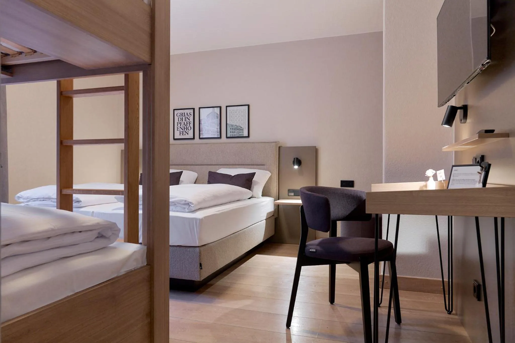 Bedroom, Bed in Hotel Müllerbräu