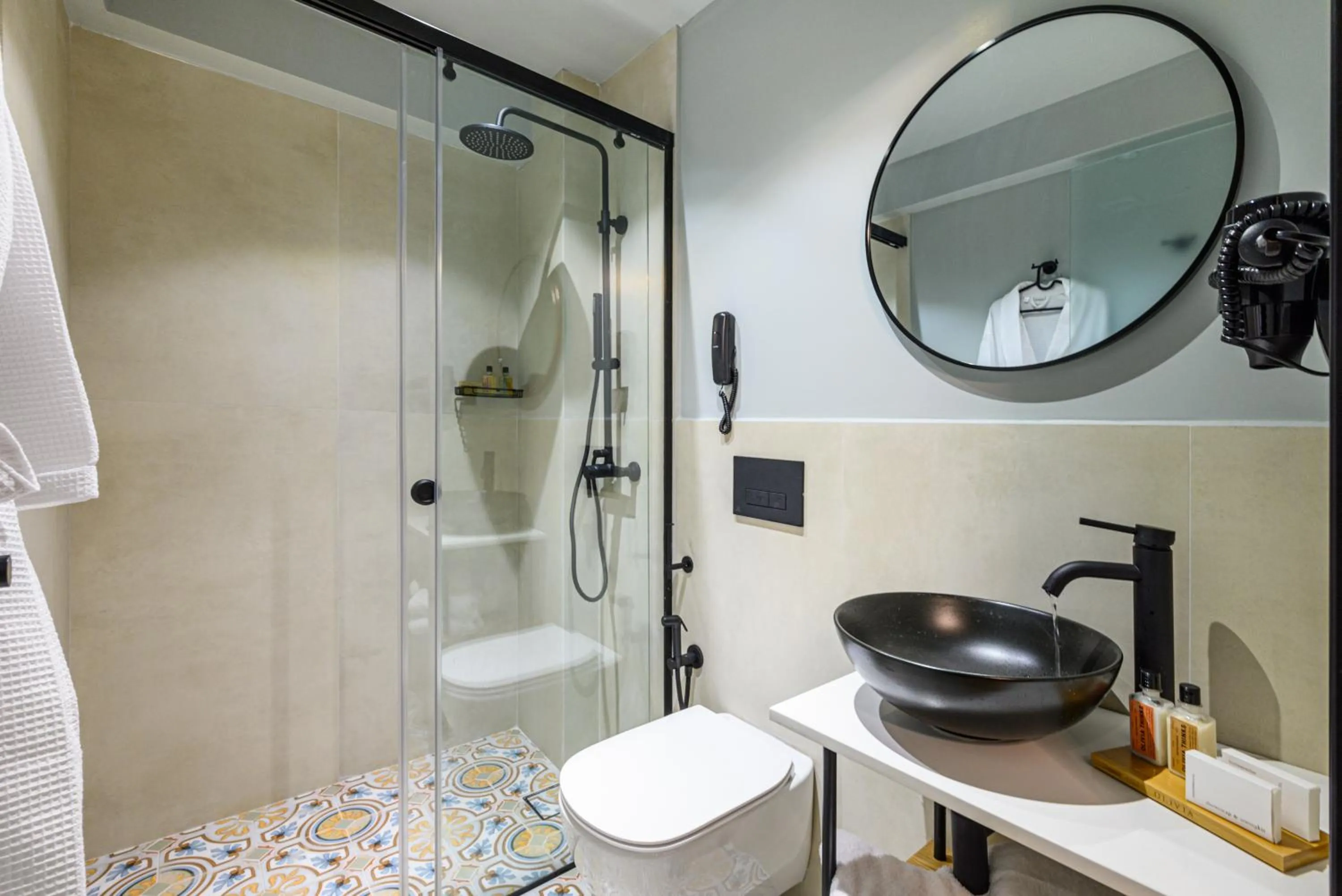 Shower in Casa di Gaga Luxury Suites