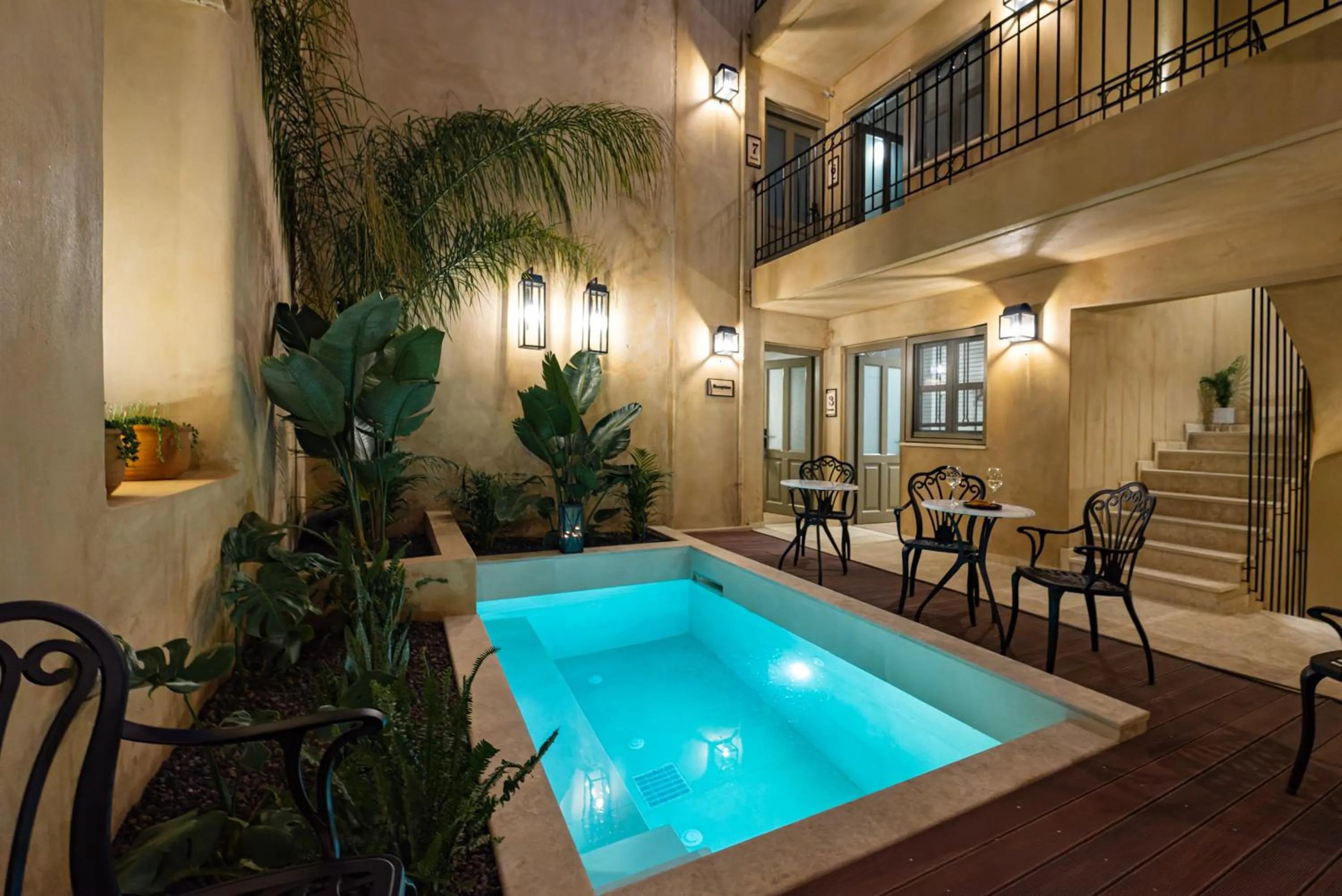 Swimming pool in Casa di Gaga Luxury Suites