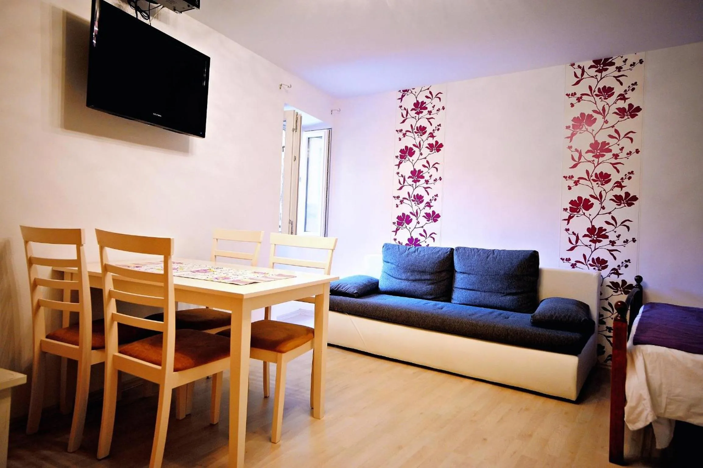 Studio Erika 189