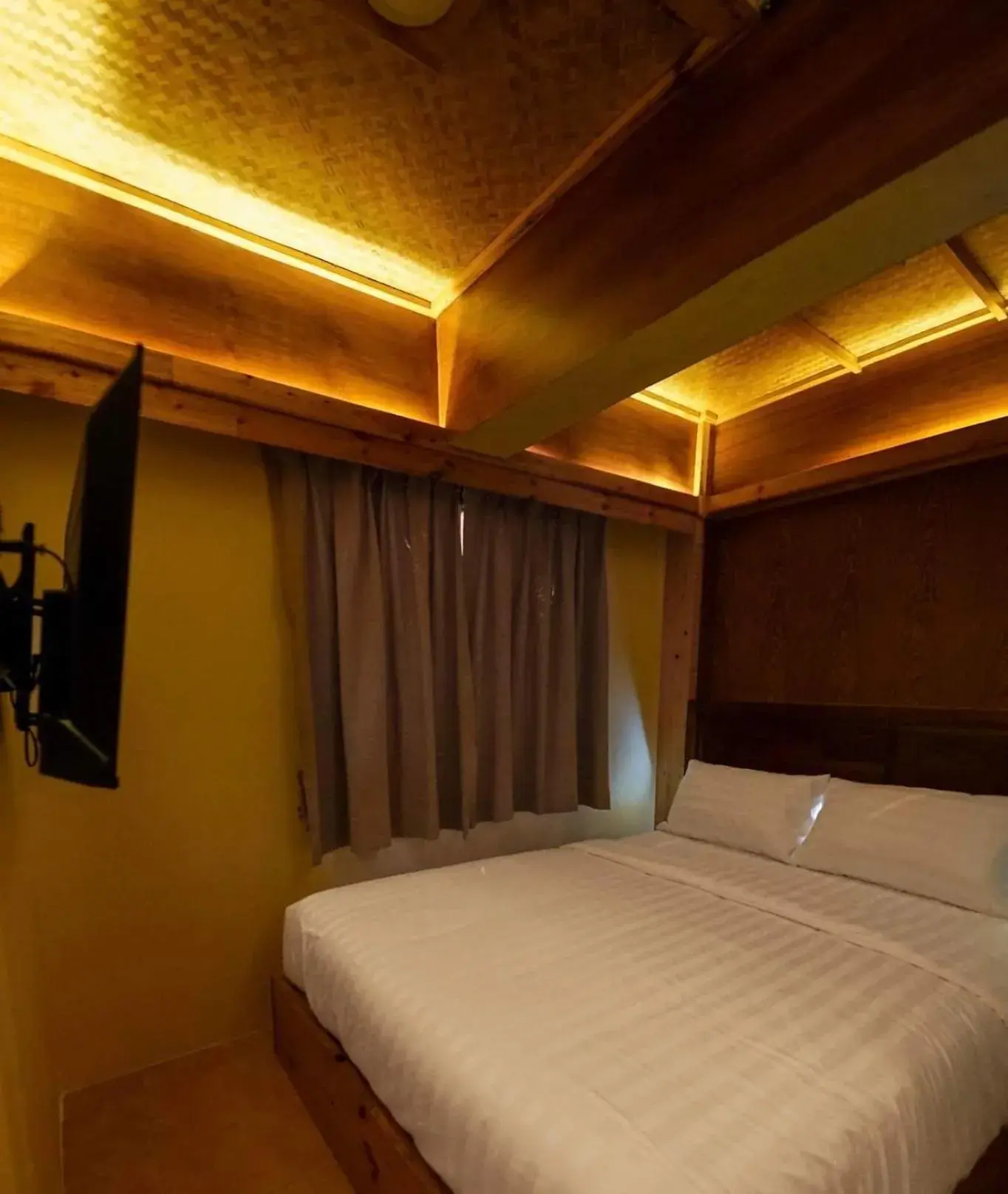 Deluxe Double Room with Balcony in Vintage54 Hotel Ayutthaya Deluxe Double Room with Balcony in Vintage54 Hotel Ayutthaya