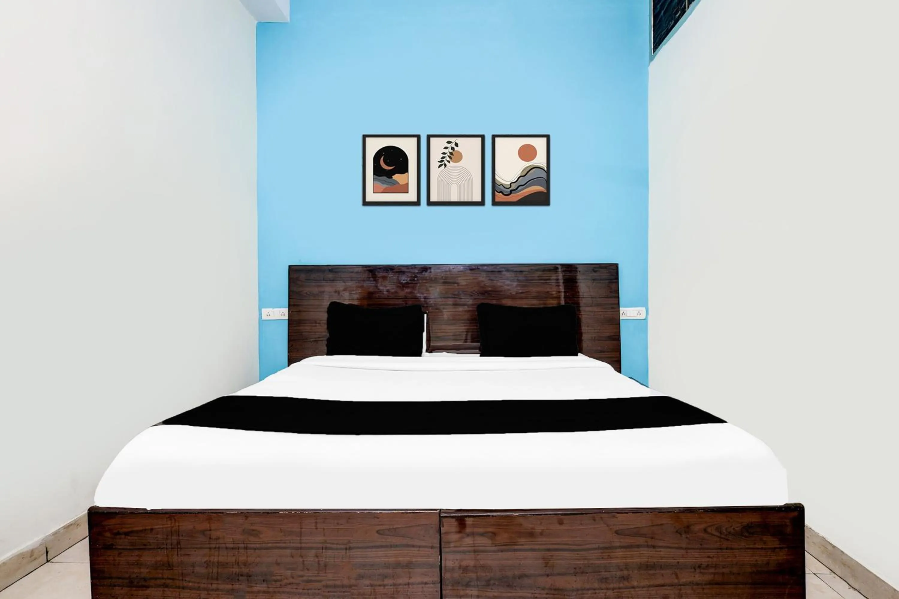 Bedroom, Bed in Hotel O The Star Guest House