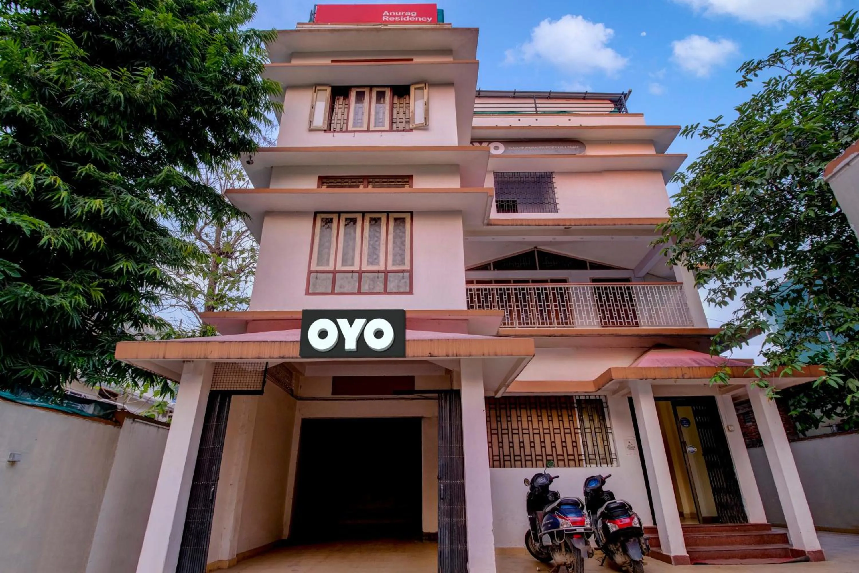 Facade/entrance in Hotel O Hill View Residency near ACA Stadium