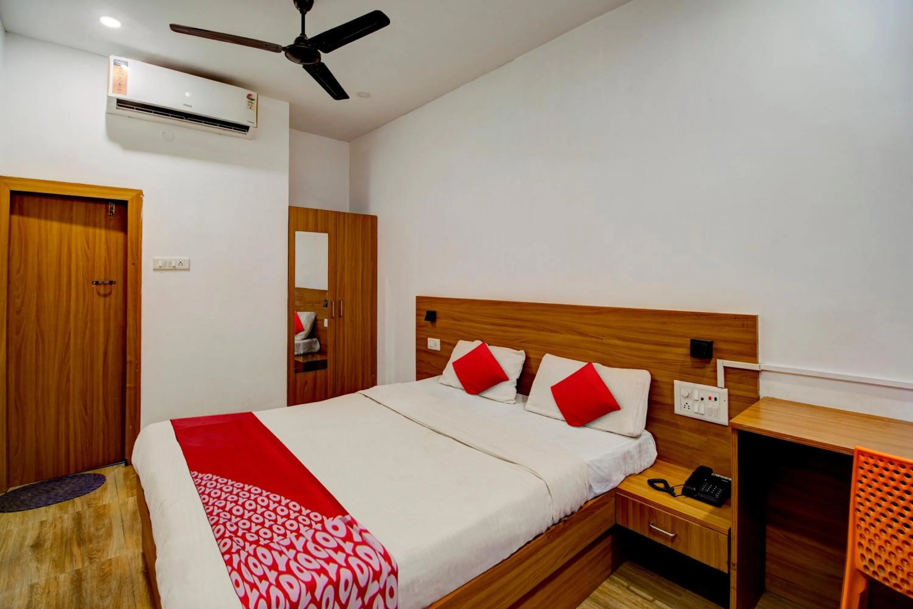 Bedroom, Bed in Hotel O Hill View Residency near ACA Stadium