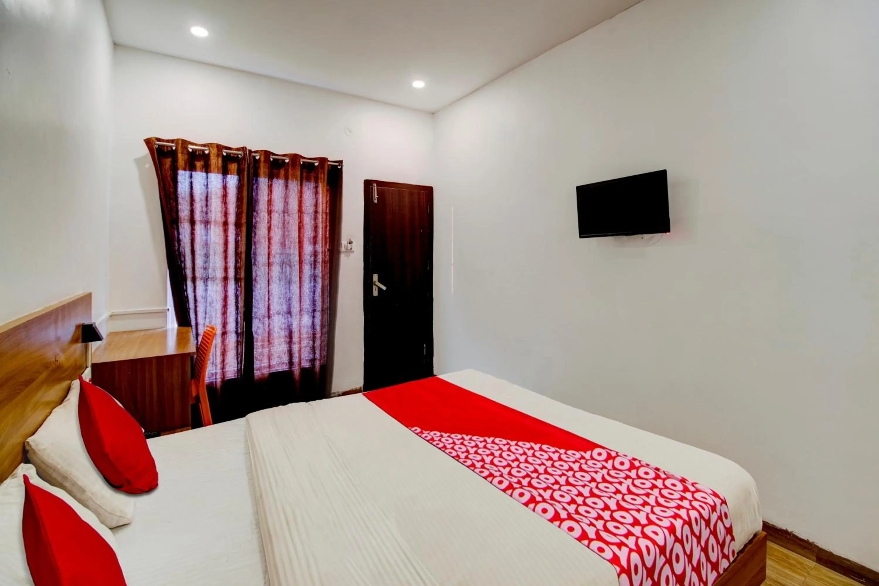 Bedroom, Bed in Hotel O Hill View Residency near ACA Stadium
