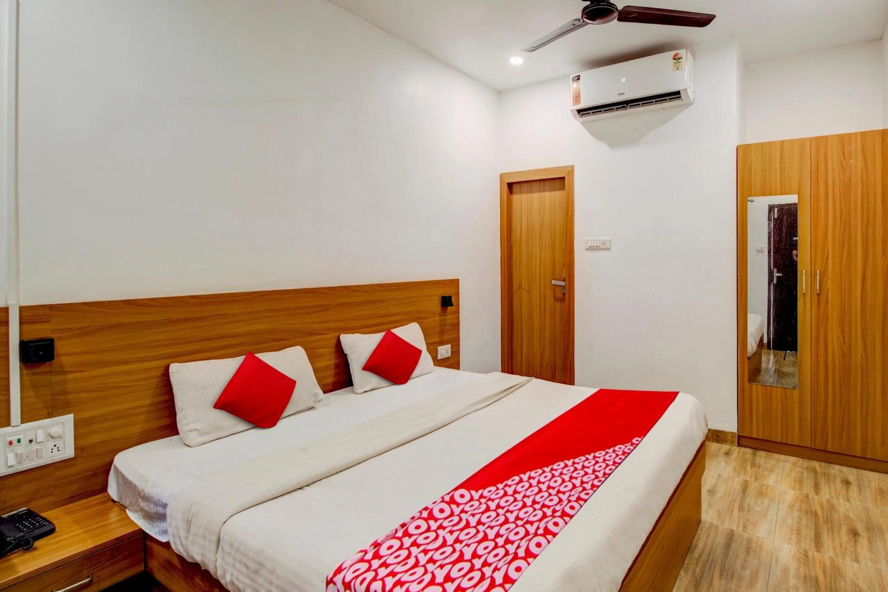 Bedroom, Bed in Hotel O Hill View Residency near ACA Stadium